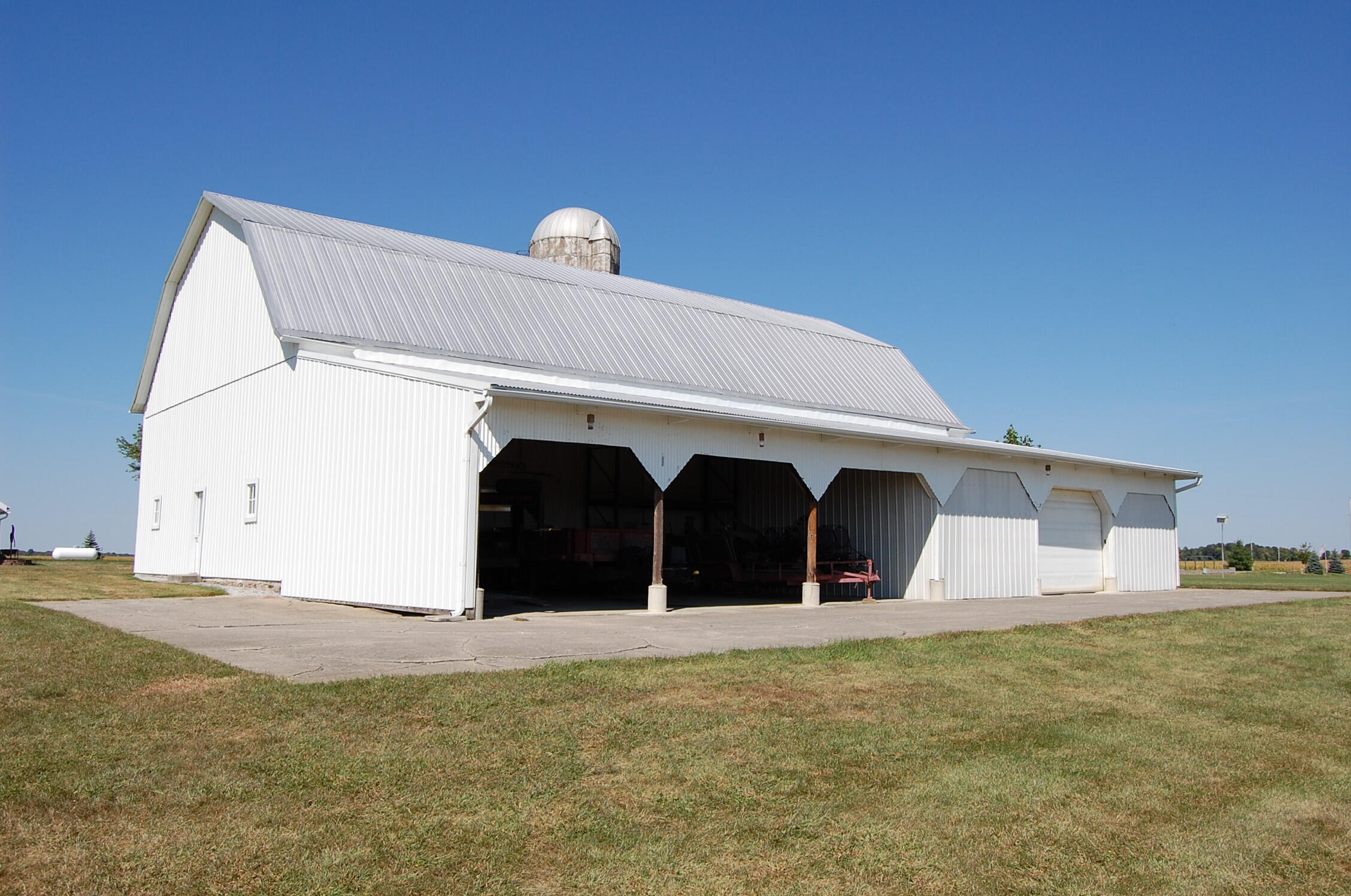 5882 Versailles Road, Piqua, Ohio 45356