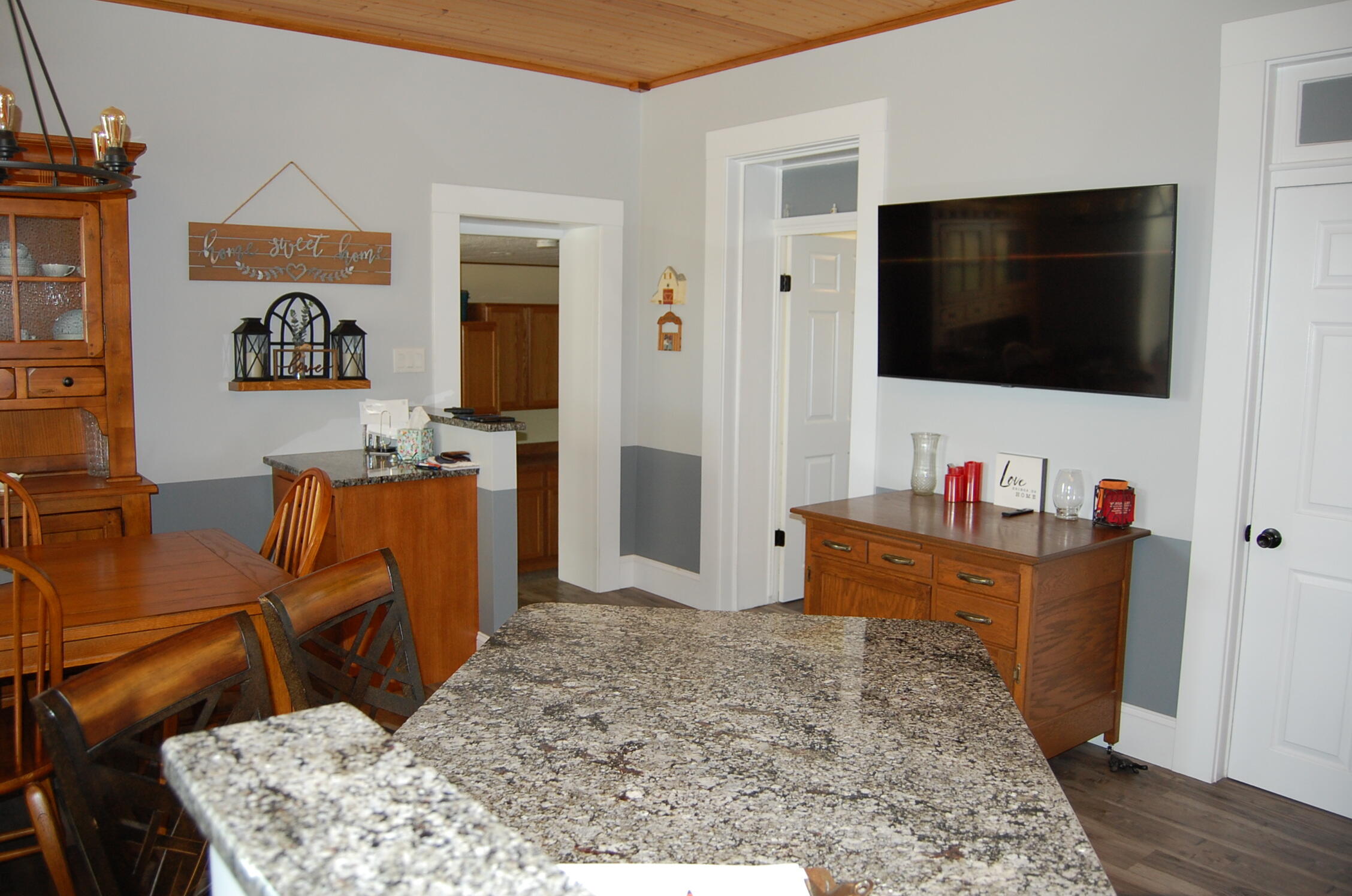 5882 Versailles Road, Piqua, Ohio 45356