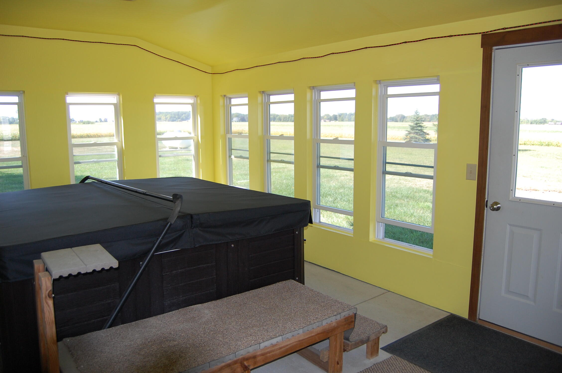 5882 Versailles Road, Piqua, Ohio 45356