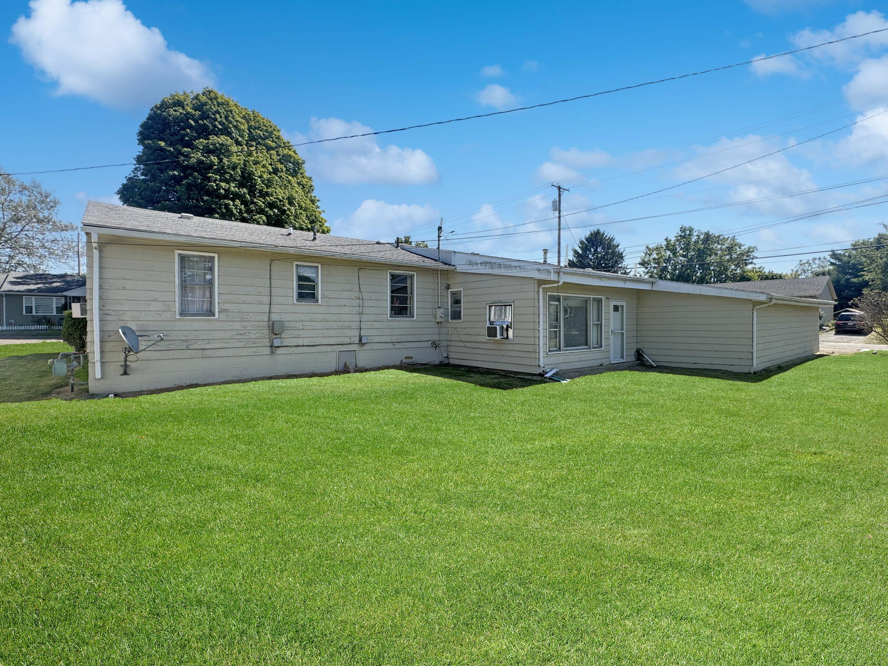 872 Eichelberger Drive, Urbana, Ohio 43078