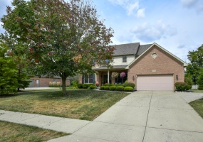 2791 Meadowpoint Drive, Troy, Ohio 45373, 4 Bedrooms Bedrooms, ,3 BathroomsBathrooms,Residential,For Sale,Meadowpoint,1041358