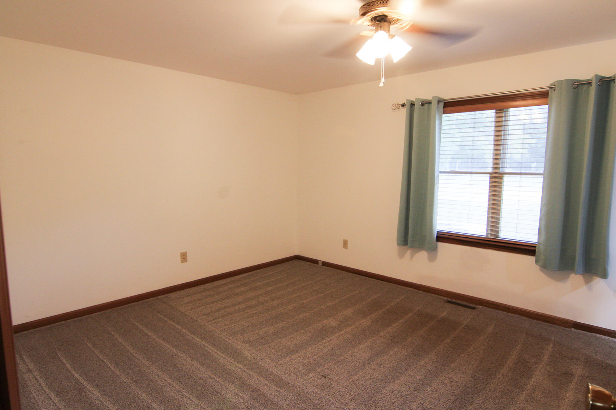 19680 Southland Road, Jackson Center, Ohio 45334