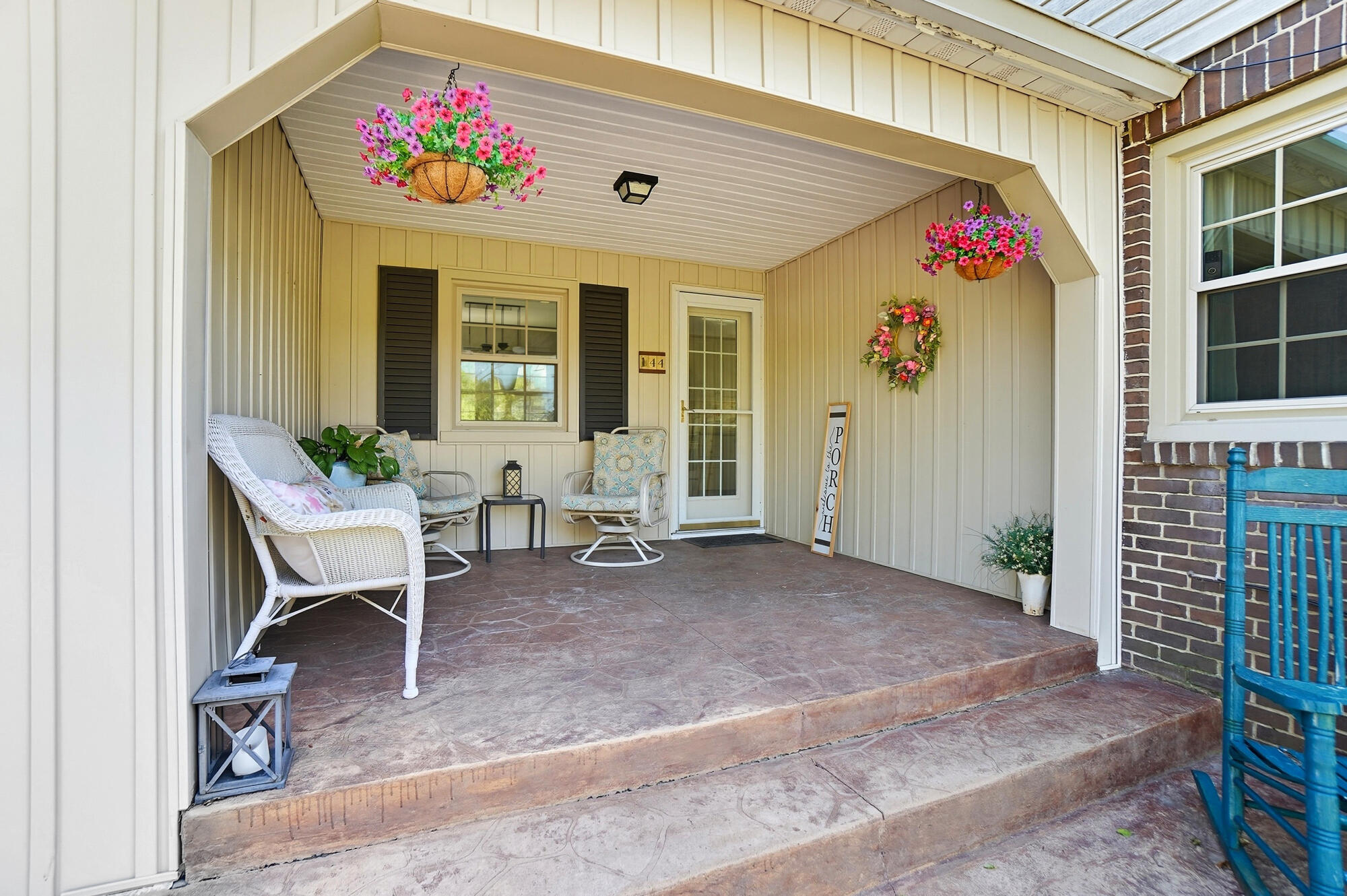 144 Bird Road, Springfield, Ohio 45505