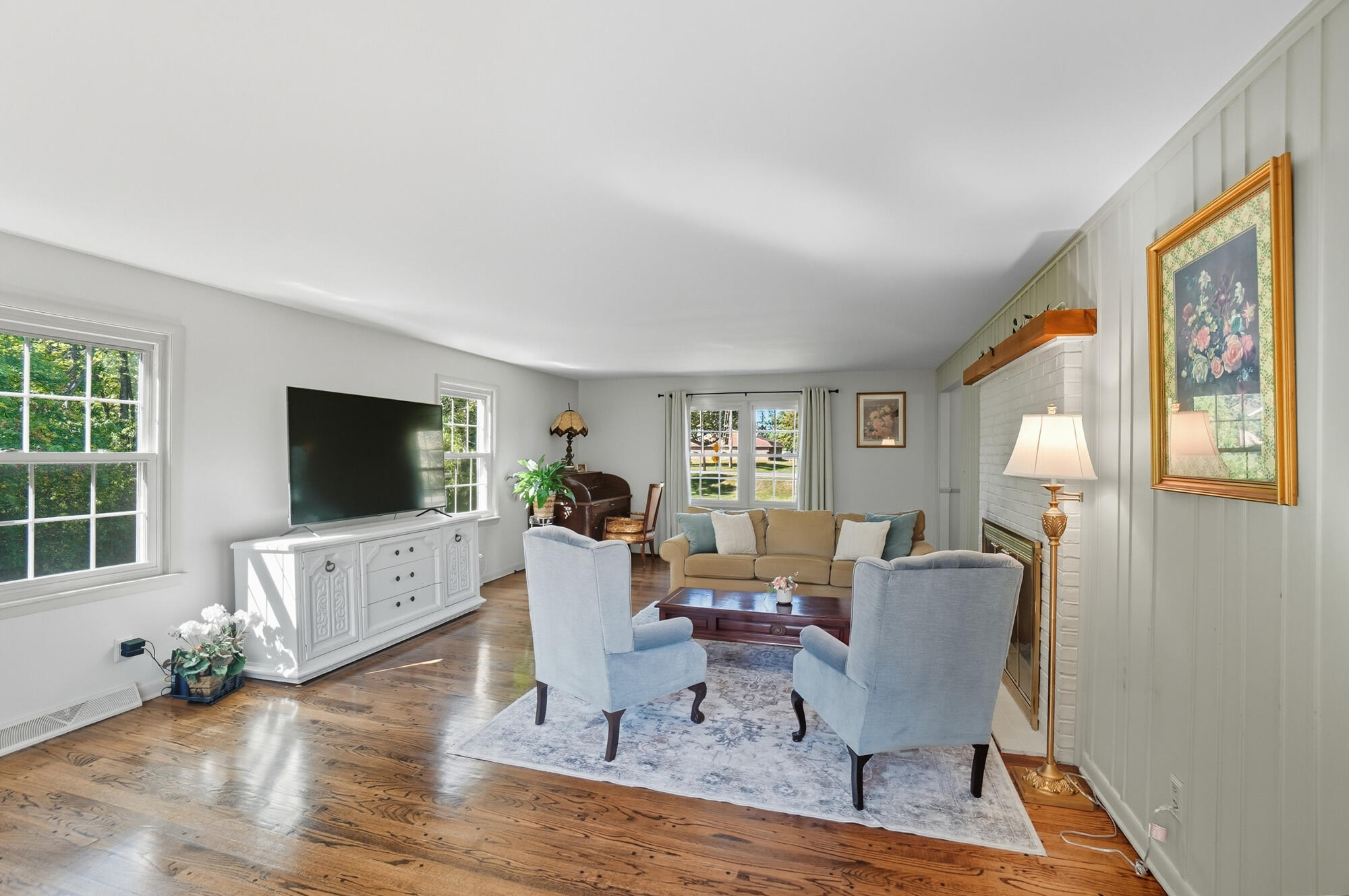 144 Bird Road, Springfield, Ohio 45505