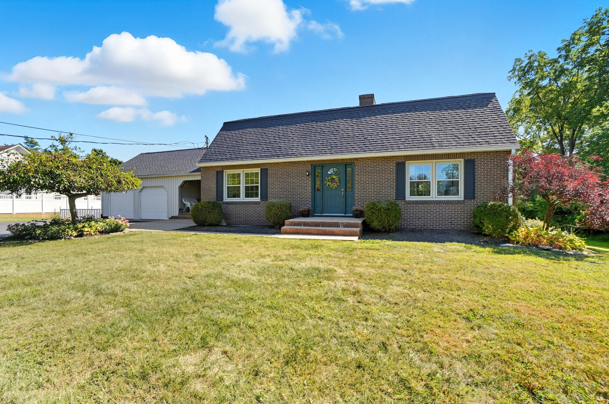 144 Bird Road, Springfield, Ohio 45505