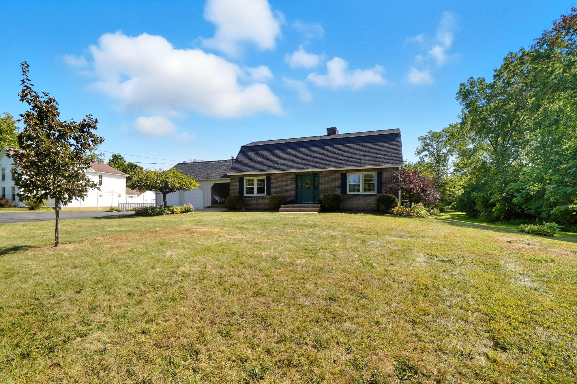 144 Bird Road, Springfield, Ohio 45505