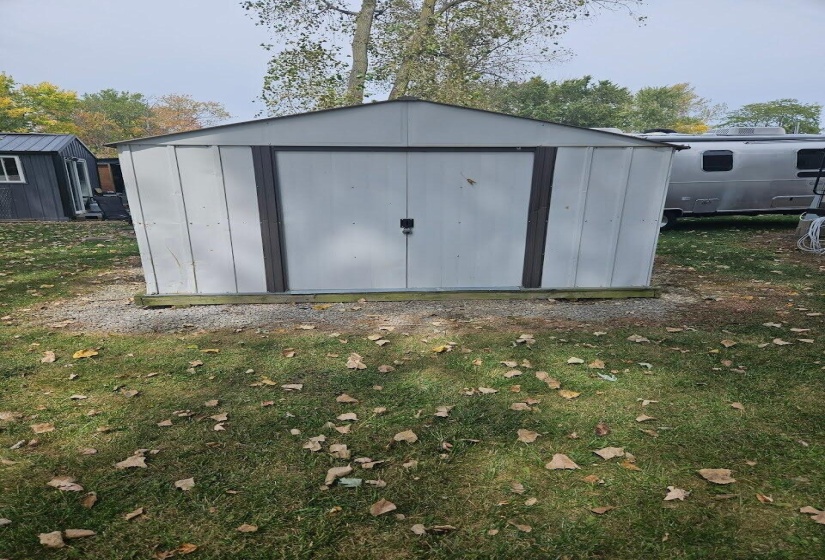 Shed