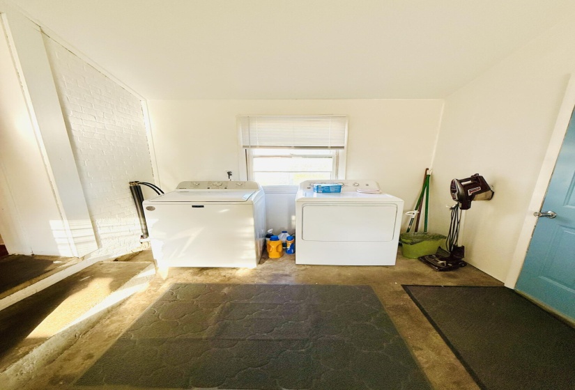 LAUNDRY