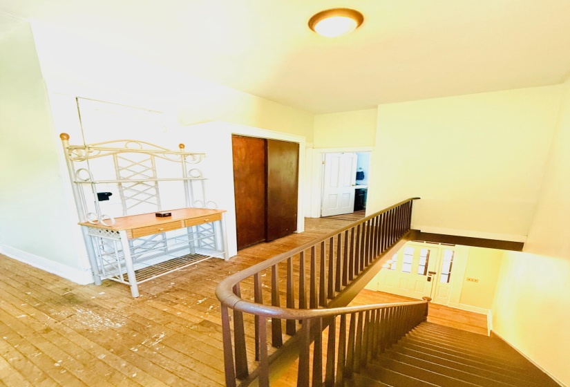 UPSTAIRS LANDING