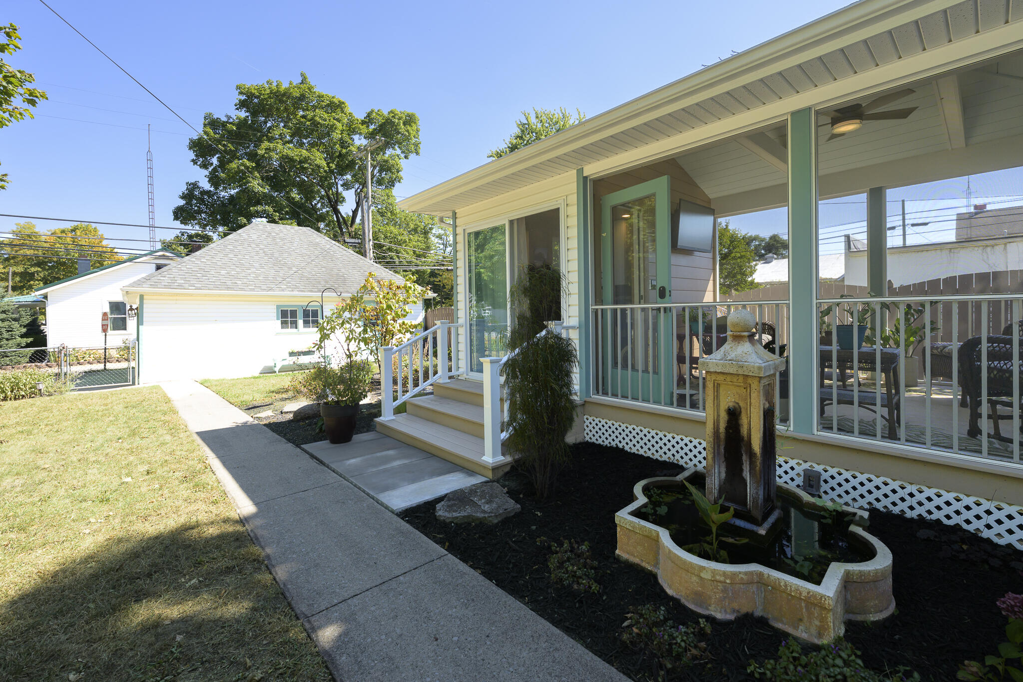 215 Detroit Street, West Liberty, Ohio 43357