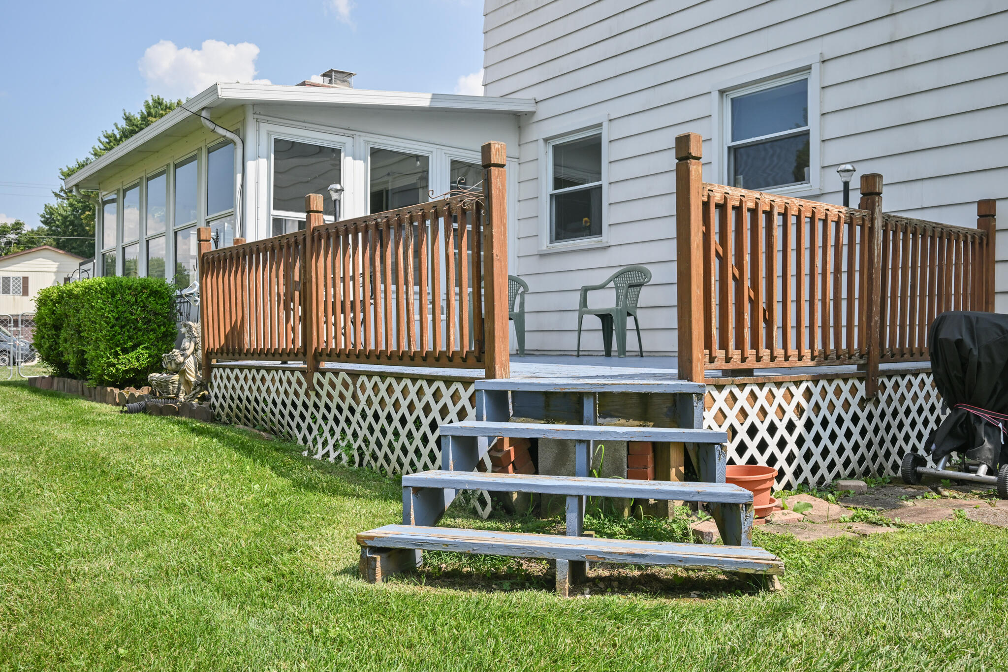 2677 Carousel Drive, Springfield, Ohio 45503