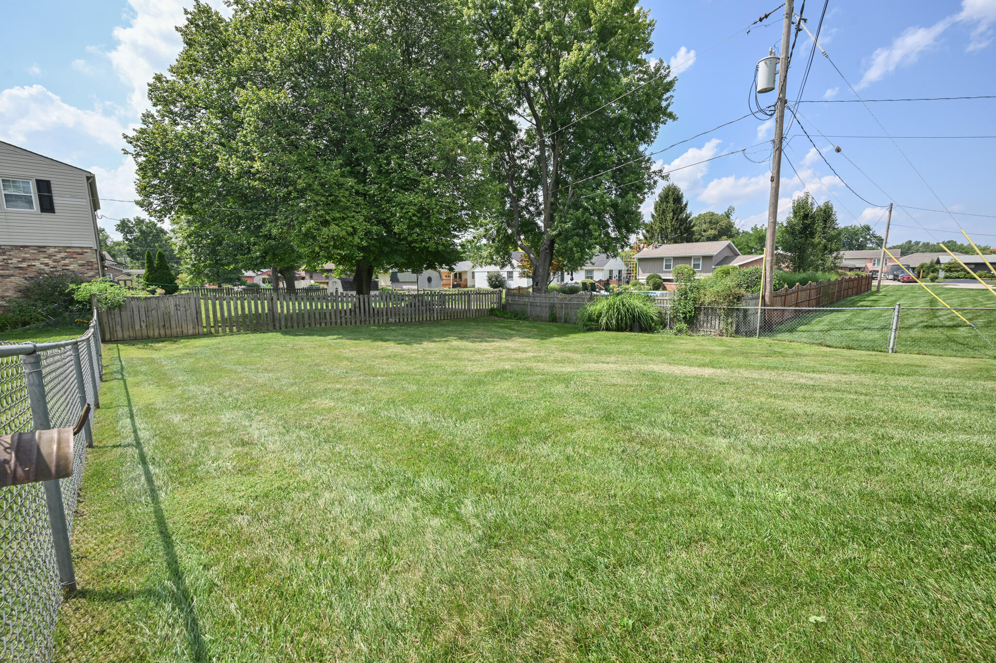 2677 Carousel Drive, Springfield, Ohio 45503