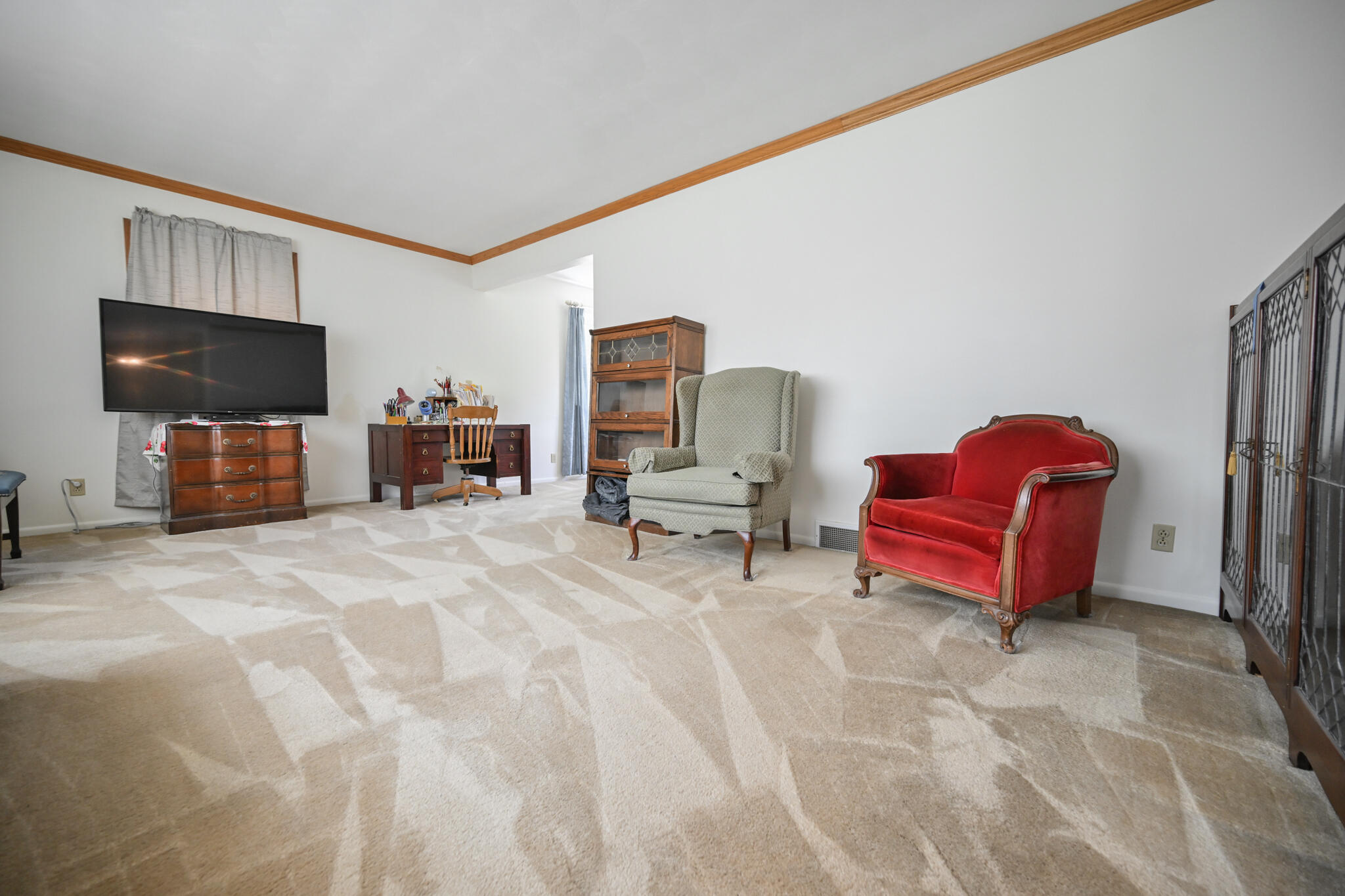 2677 Carousel Drive, Springfield, Ohio 45503