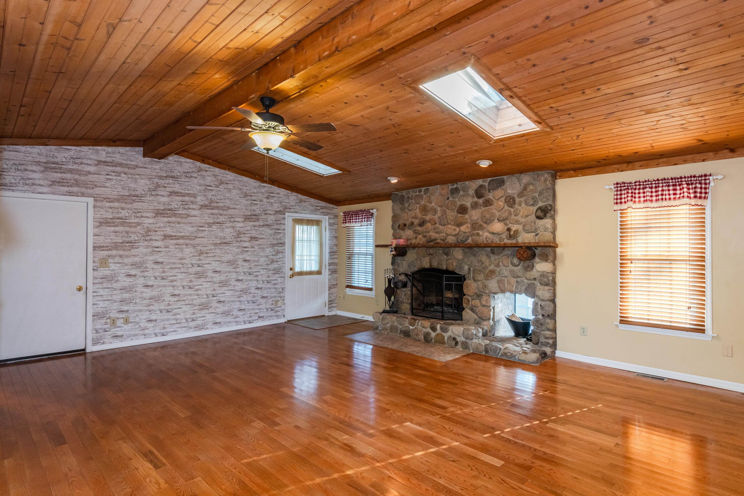 559 Broadway Street, Tipp City, Ohio 45371