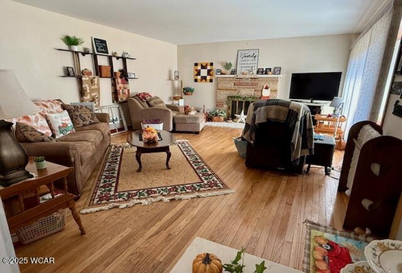 11927 Hillcrest Dr Drive, Kenton, Ohio, 3 Bedrooms Bedrooms, ,2 BathroomsBathrooms,Residential,For Sale,Hillcrest Dr,308218