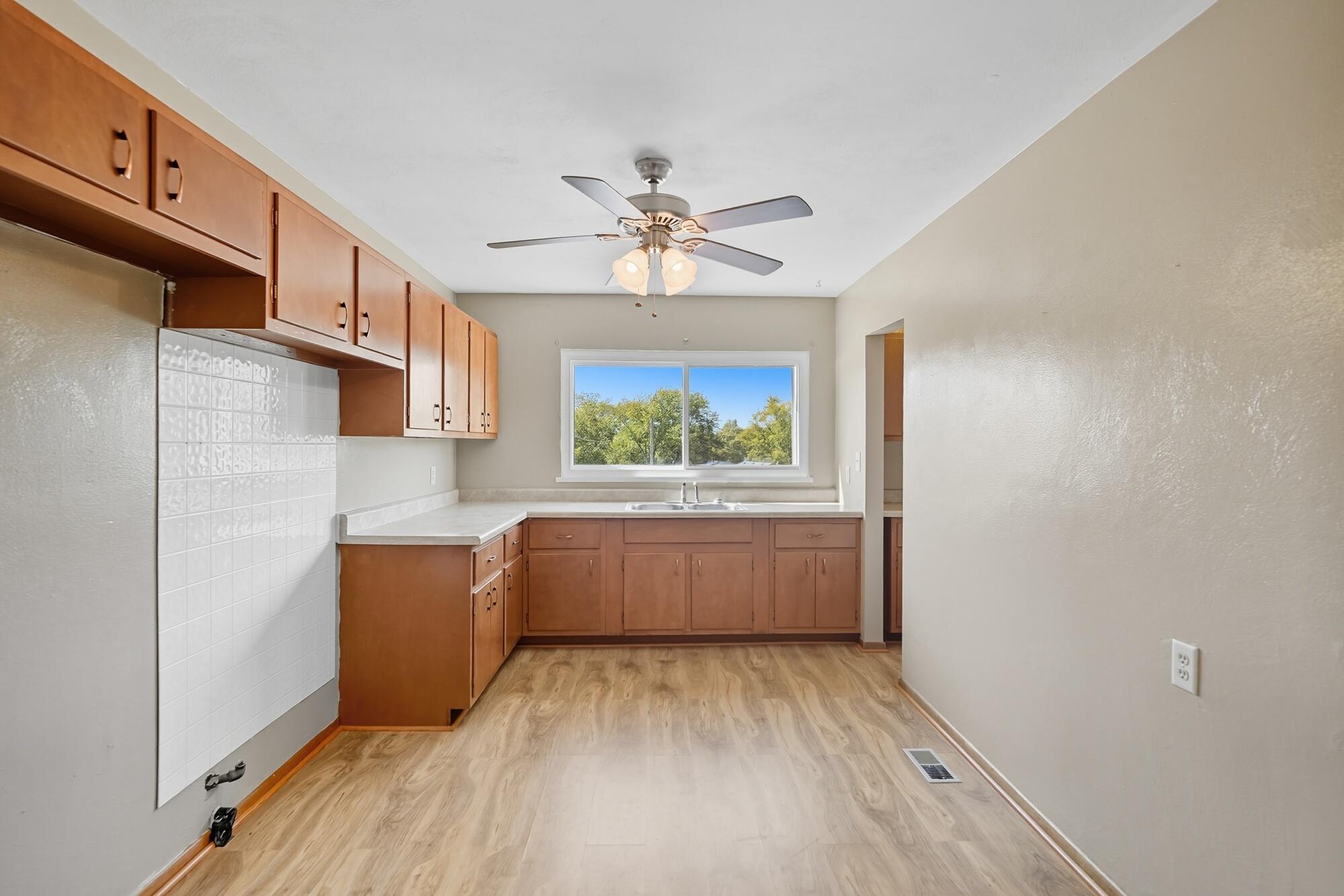 2216 Iroquois Street, Springfield, Ohio 45506