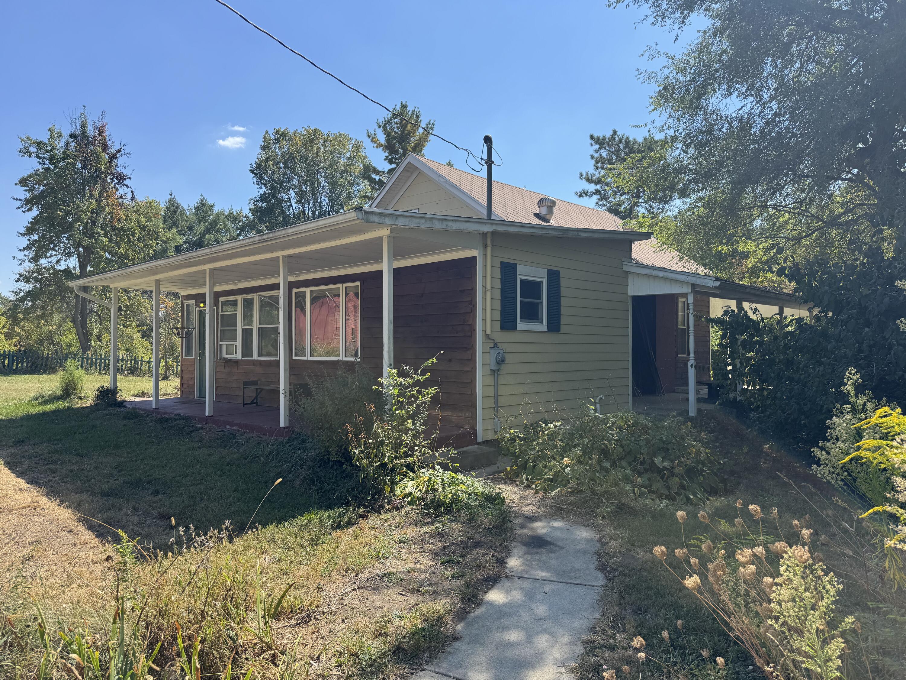 10916 Ayres Pike, New Carlisle, Ohio 45344