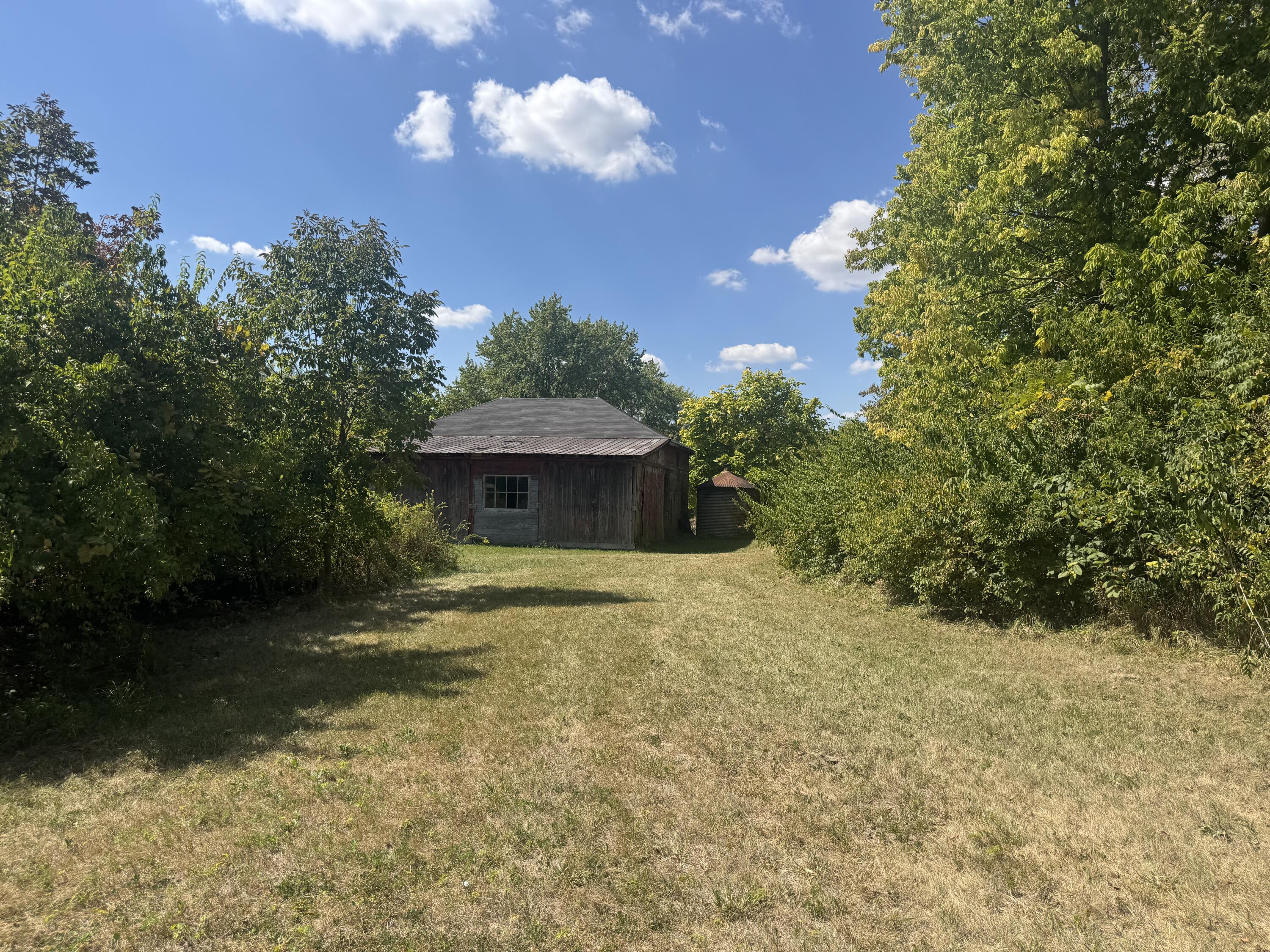 10916 Ayres Pike, New Carlisle, Ohio 45344