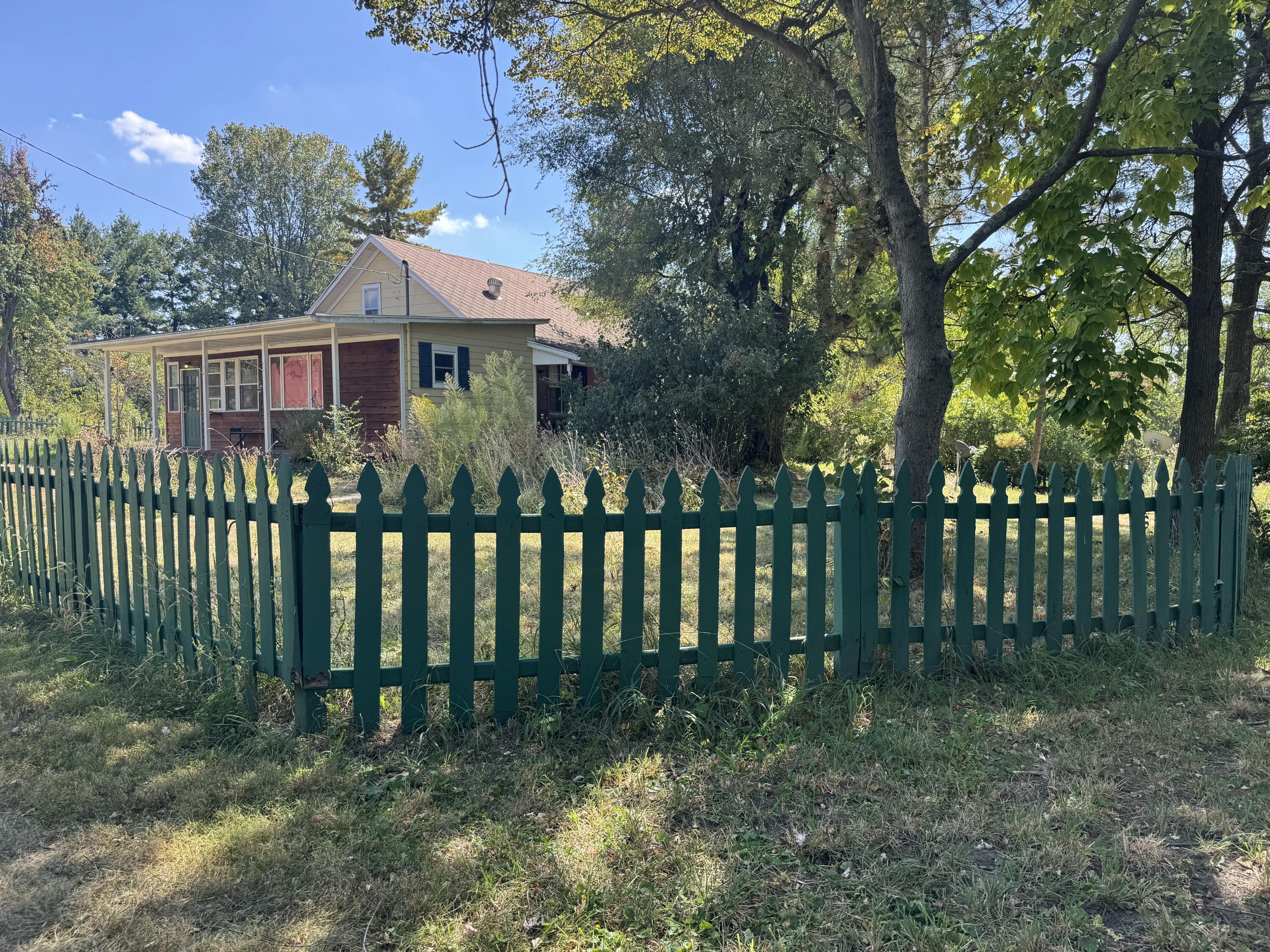 10916 Ayres Pike, New Carlisle, Ohio 45344