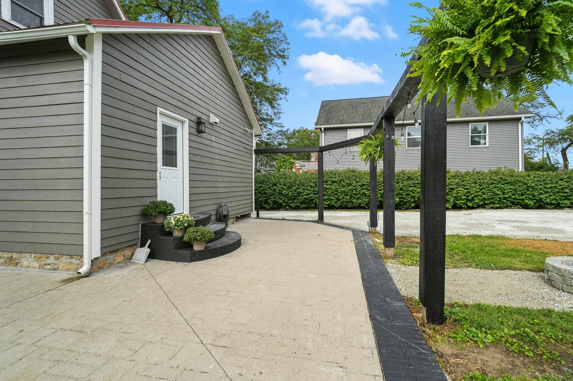2226 High Street, Springfield, Ohio 45505
