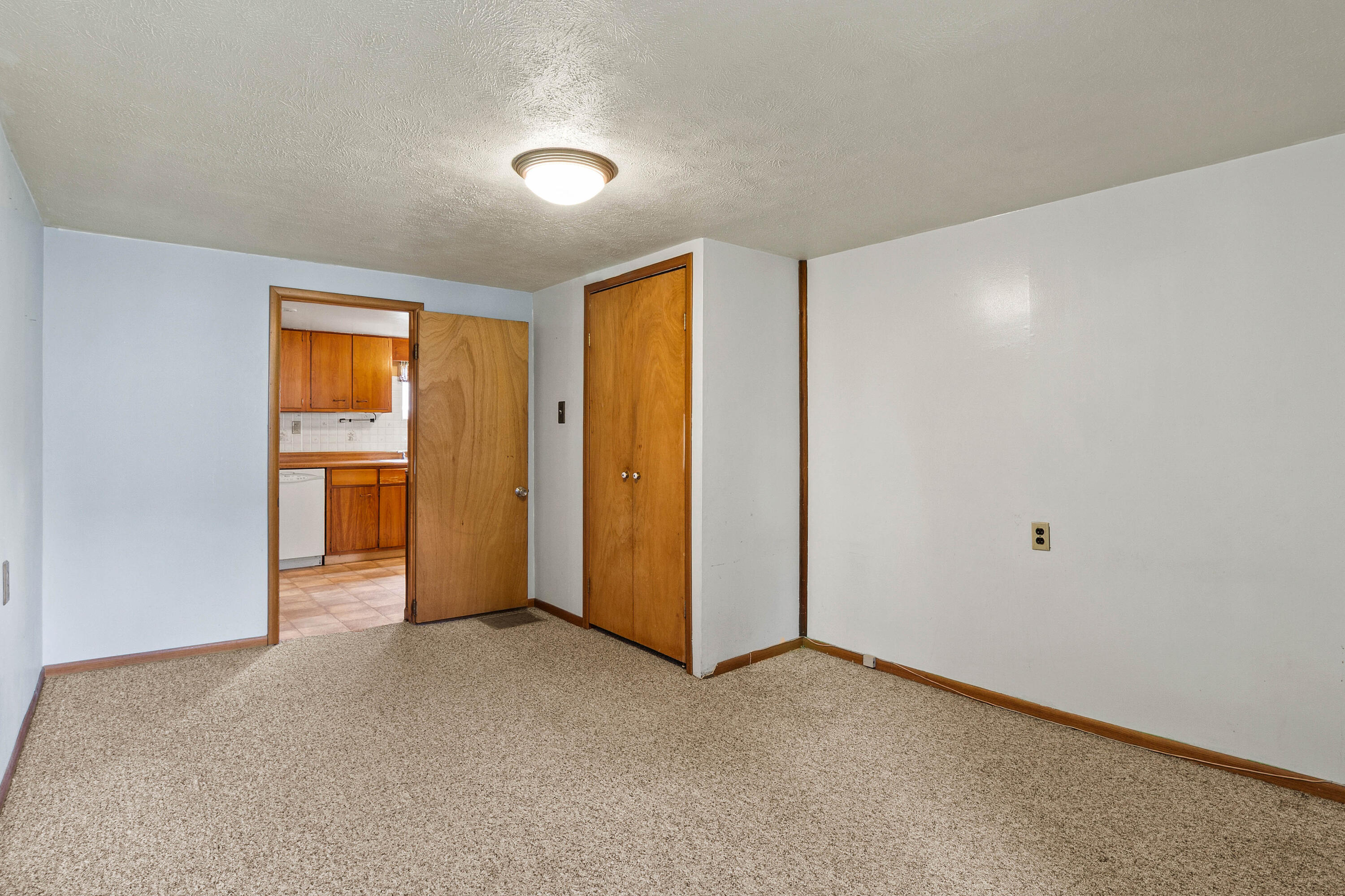 320 Freeman Avenue, Urbana, Ohio 43078