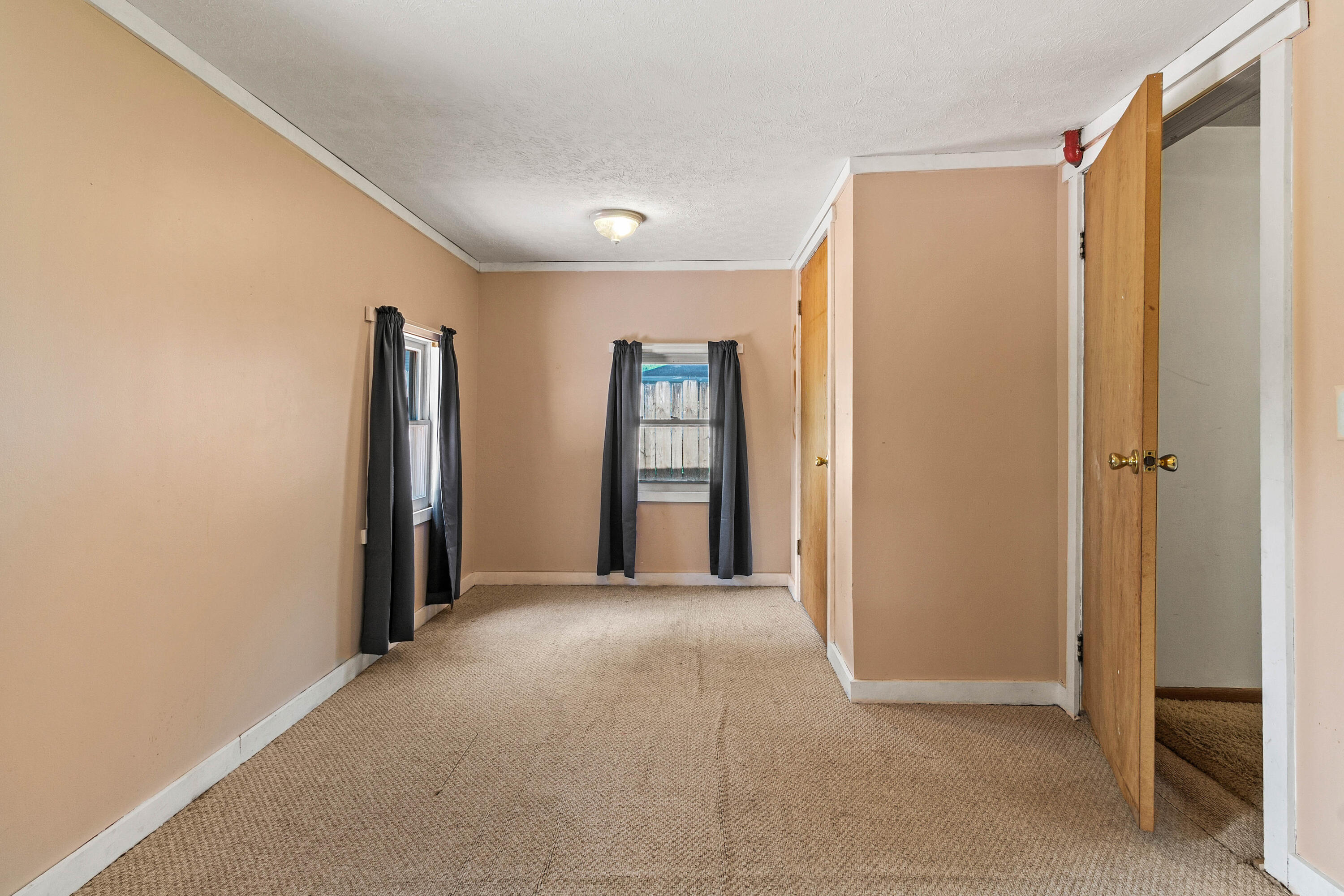 320 Freeman Avenue, Urbana, Ohio 43078