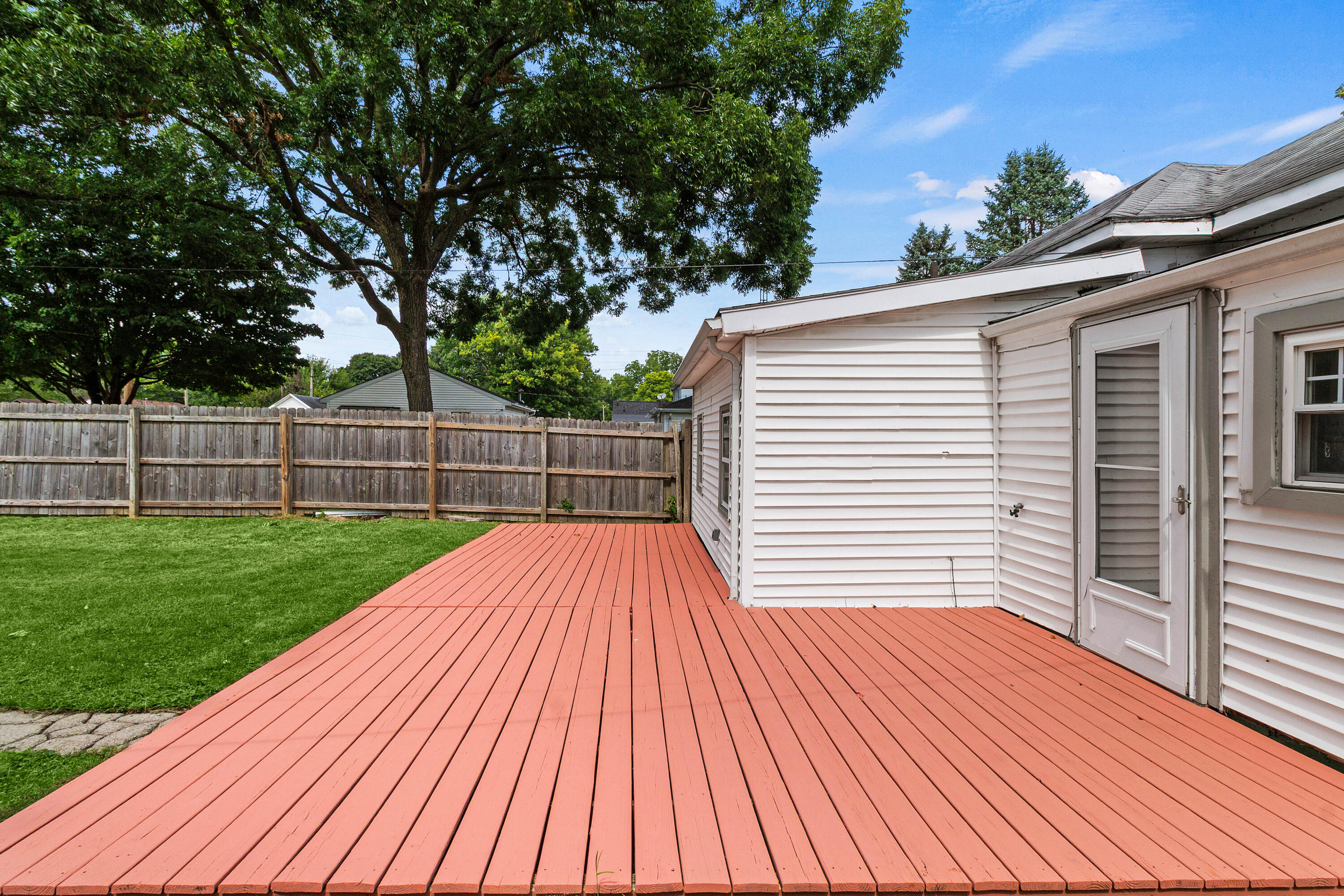320 Freeman Avenue, Urbana, Ohio 43078