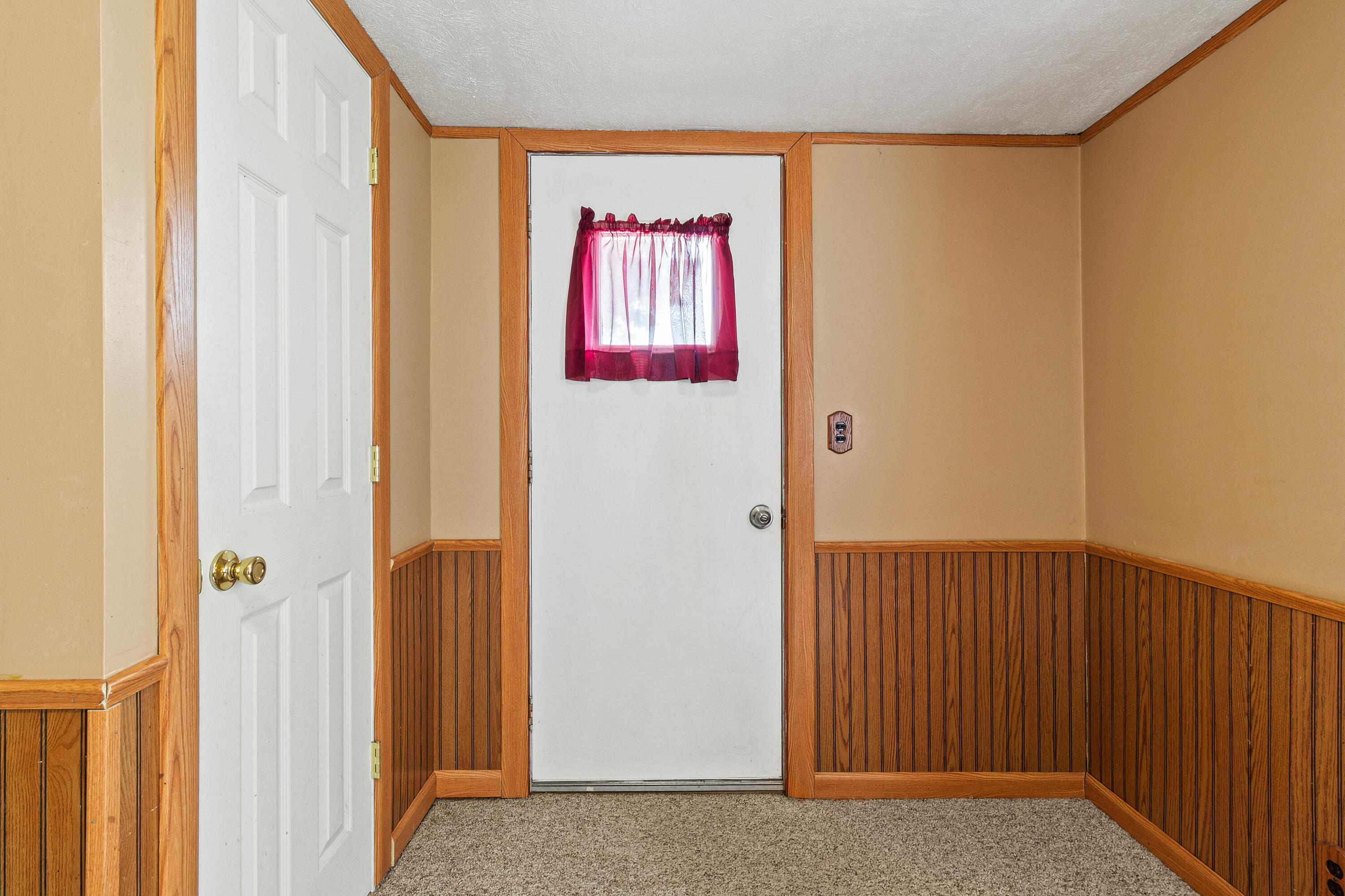 320 Freeman Avenue, Urbana, Ohio 43078