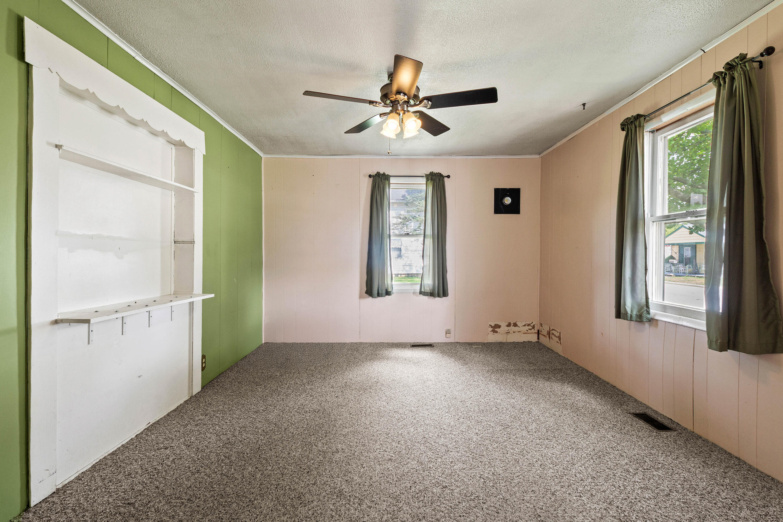 320 Freeman Avenue, Urbana, Ohio 43078