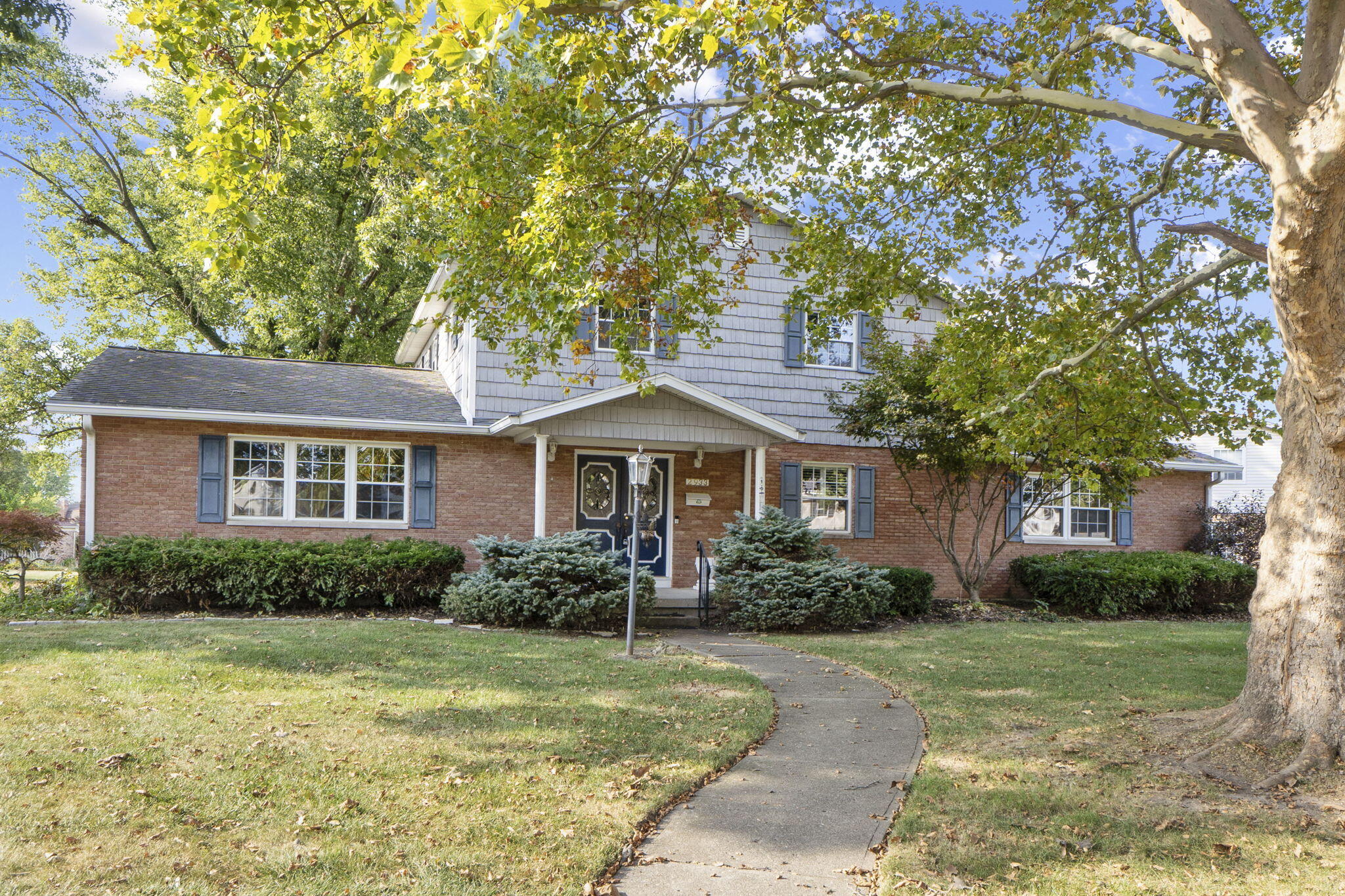 2933 Stonehaven Drive, Springfield, Ohio 45503