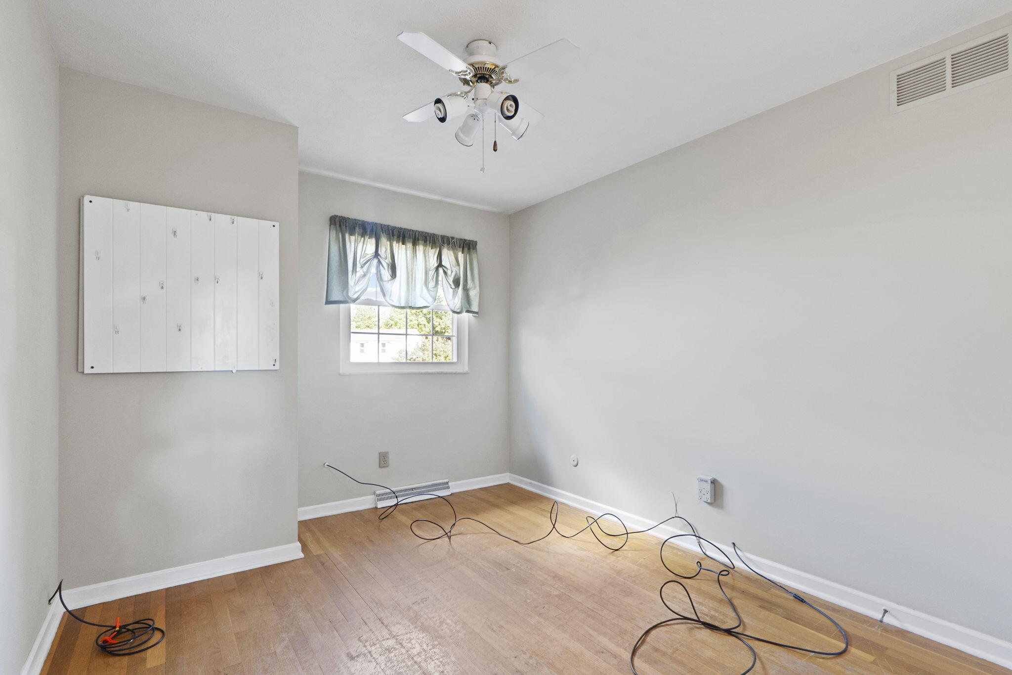 2933 Stonehaven Drive, Springfield, Ohio 45503