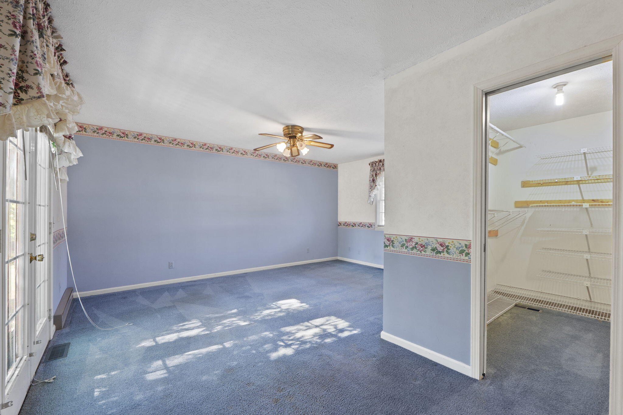 2933 Stonehaven Drive, Springfield, Ohio 45503