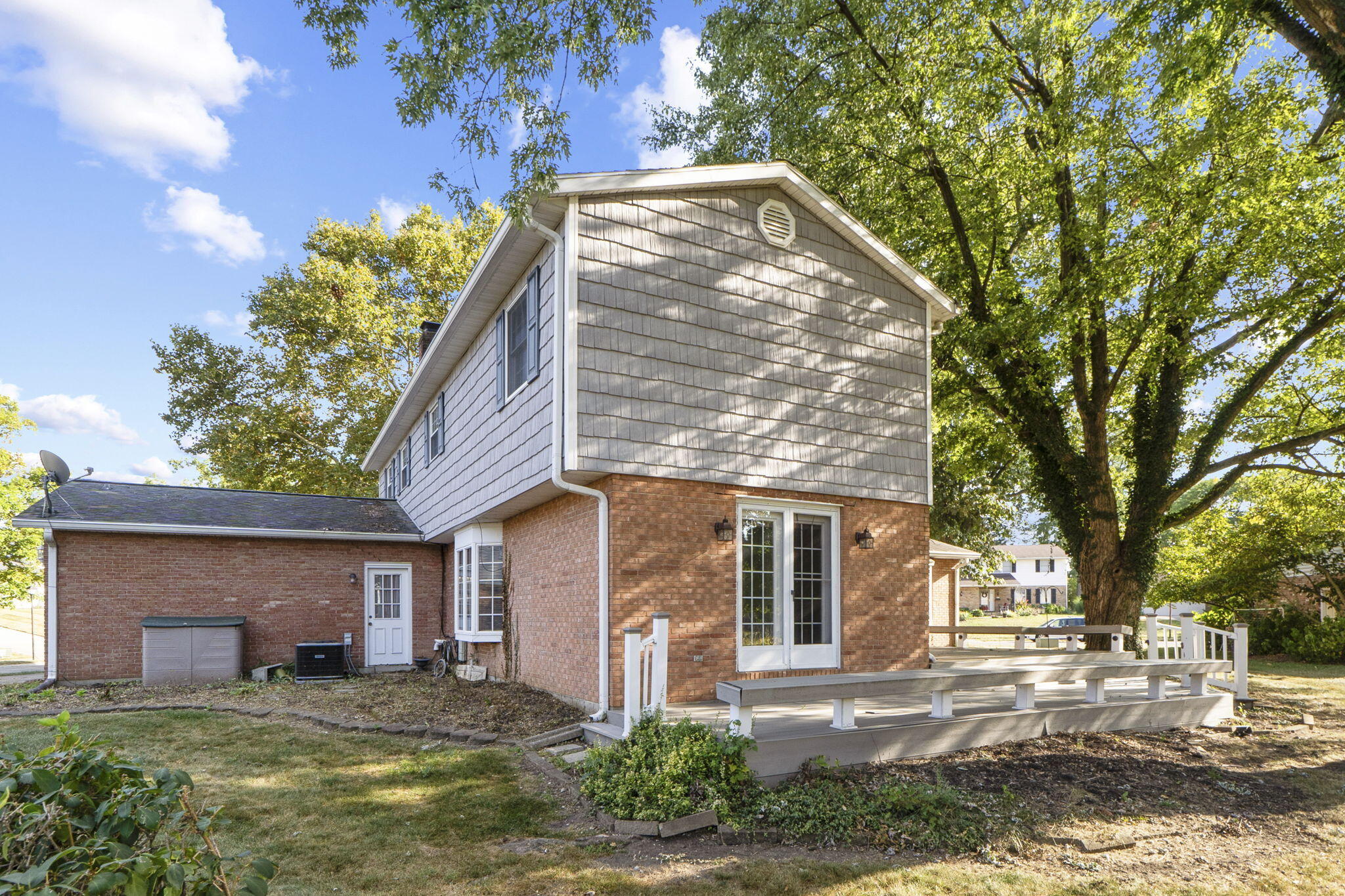 2933 Stonehaven Drive, Springfield, Ohio 45503
