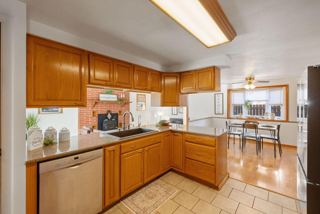6770 Locustview Drive, Dayton, Ohio 45424