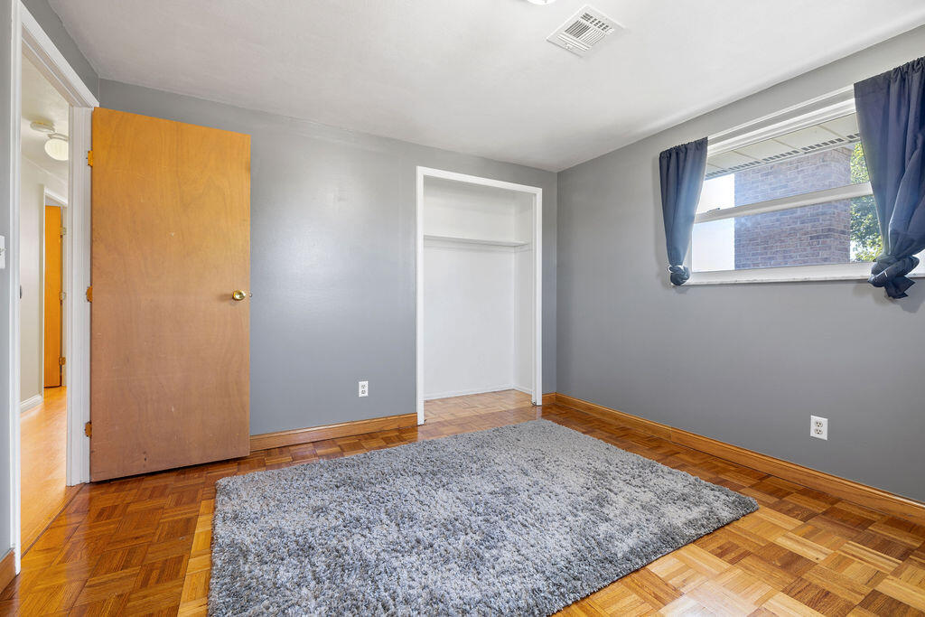 6770 Locustview Drive, Dayton, Ohio 45424