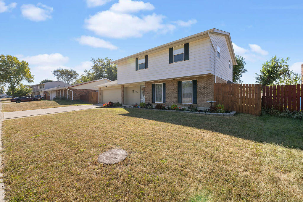 6770 Locustview Drive, Dayton, Ohio 45424