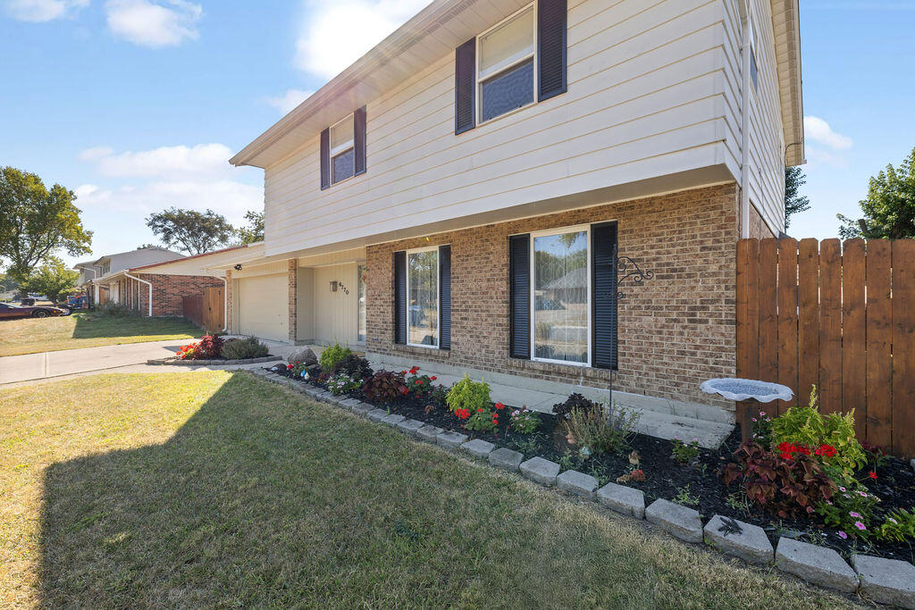 6770 Locustview Drive, Dayton, Ohio 45424