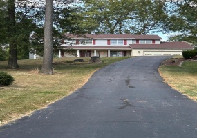4180 Briarwood, Urbana, Ohio 43078, 5 Bedrooms Bedrooms, ,2 BathroomsBathrooms,Residential,For Sale,Briarwood,1041396