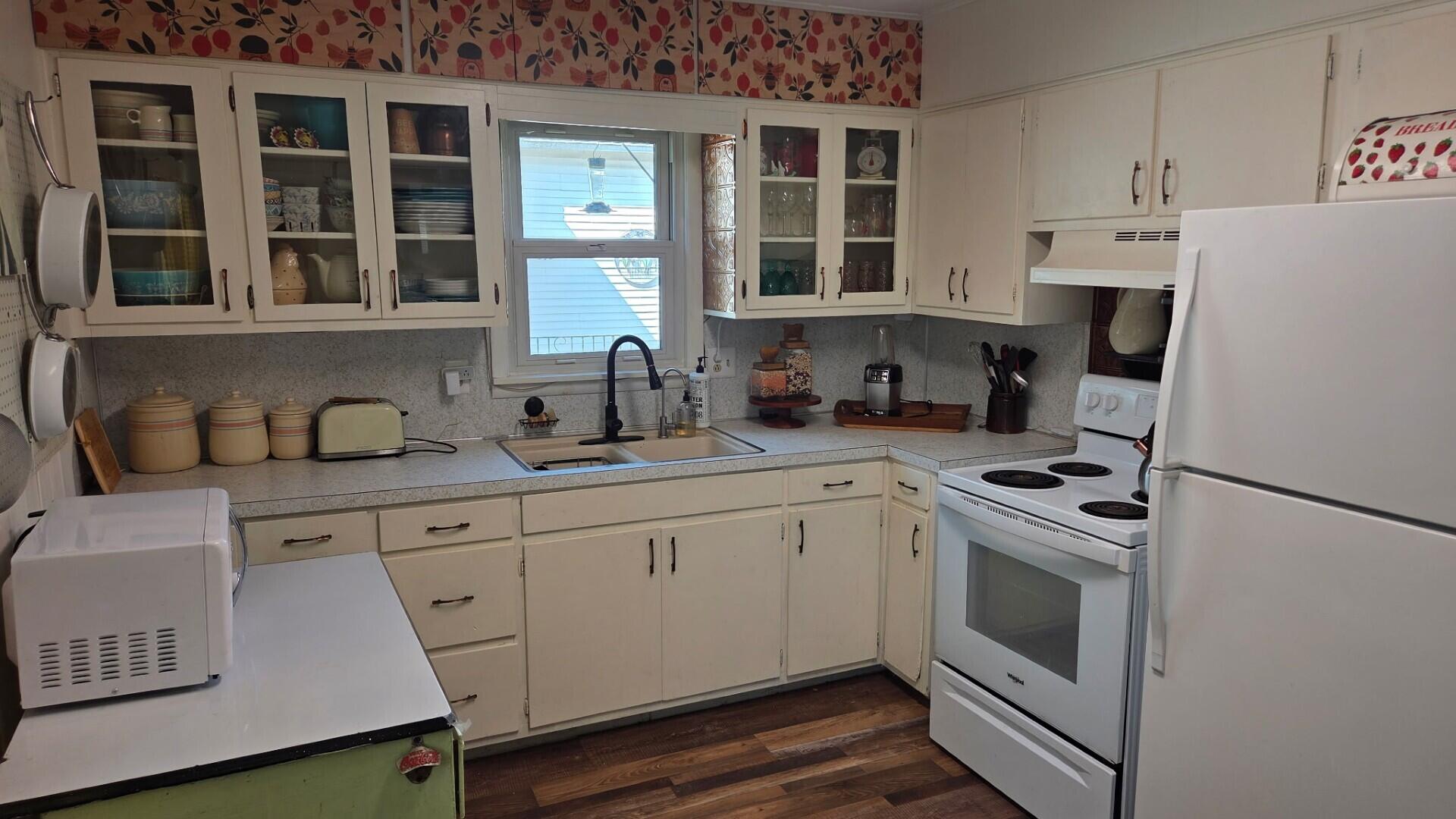 611 Benton Street, Wapakoneta, Ohio 45895