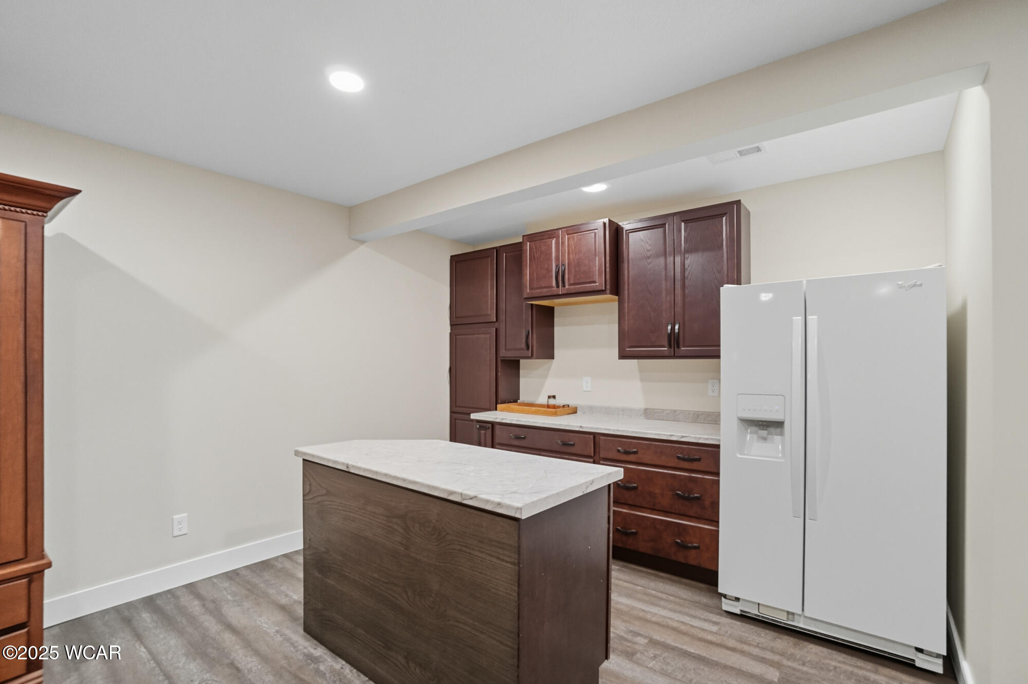 8900 Dixie Highway, Bluffton, Ohio