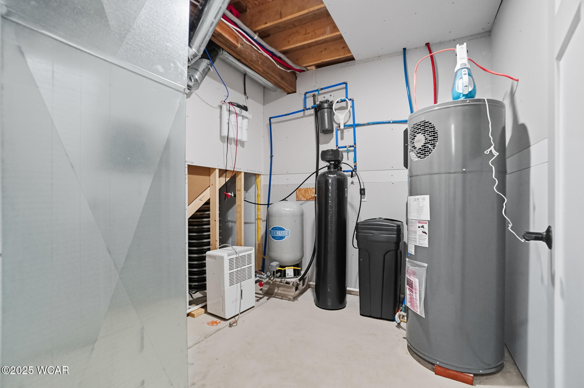 8900 Dixie Highway, Bluffton, Ohio