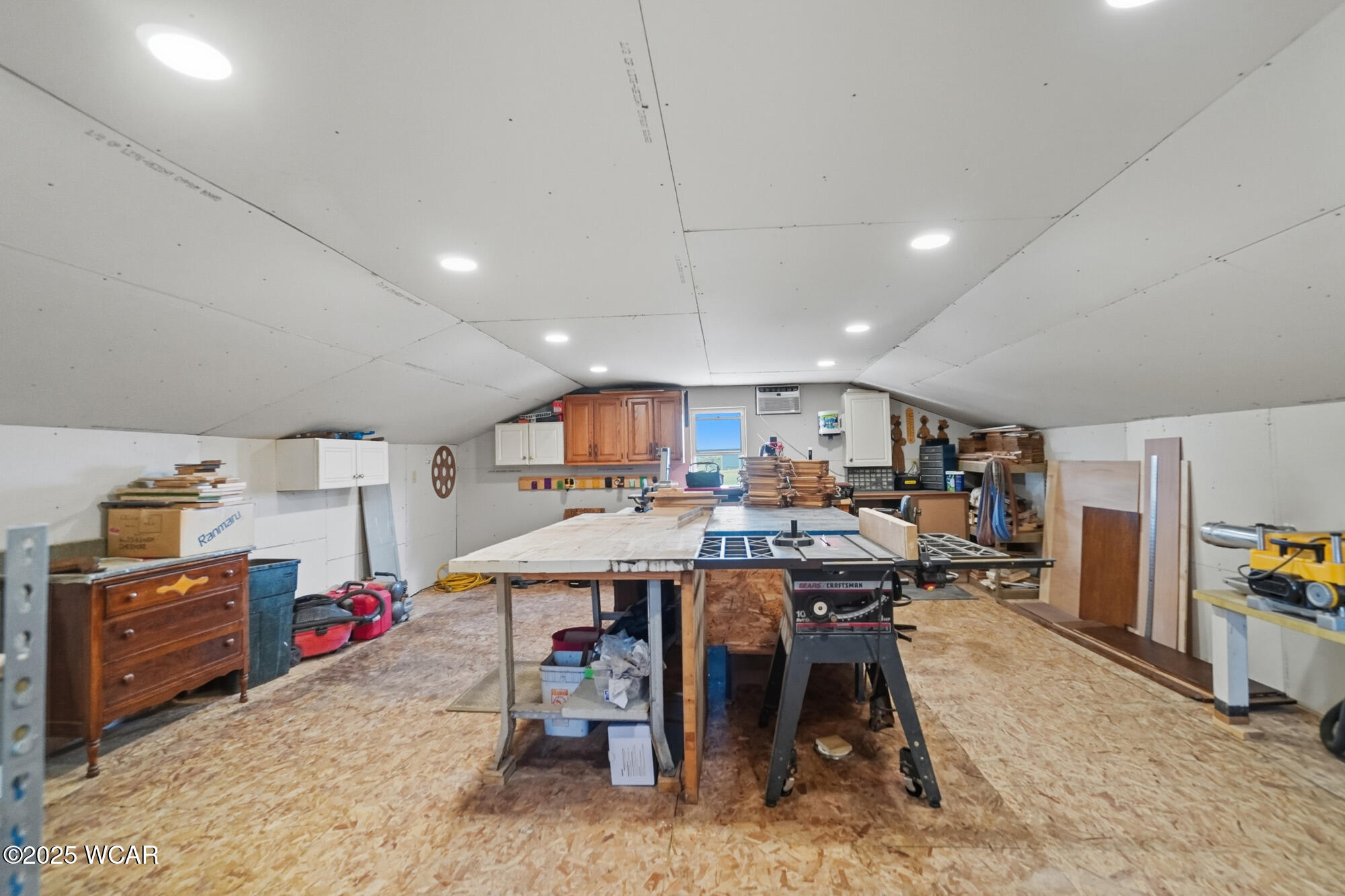 8900 Dixie Highway, Bluffton, Ohio