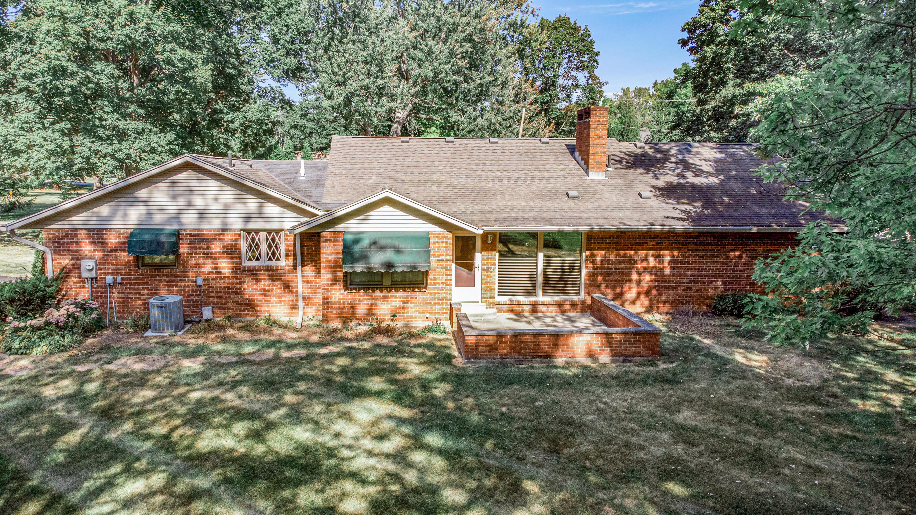 2015 Merrimont Drive, Troy, Ohio 45373