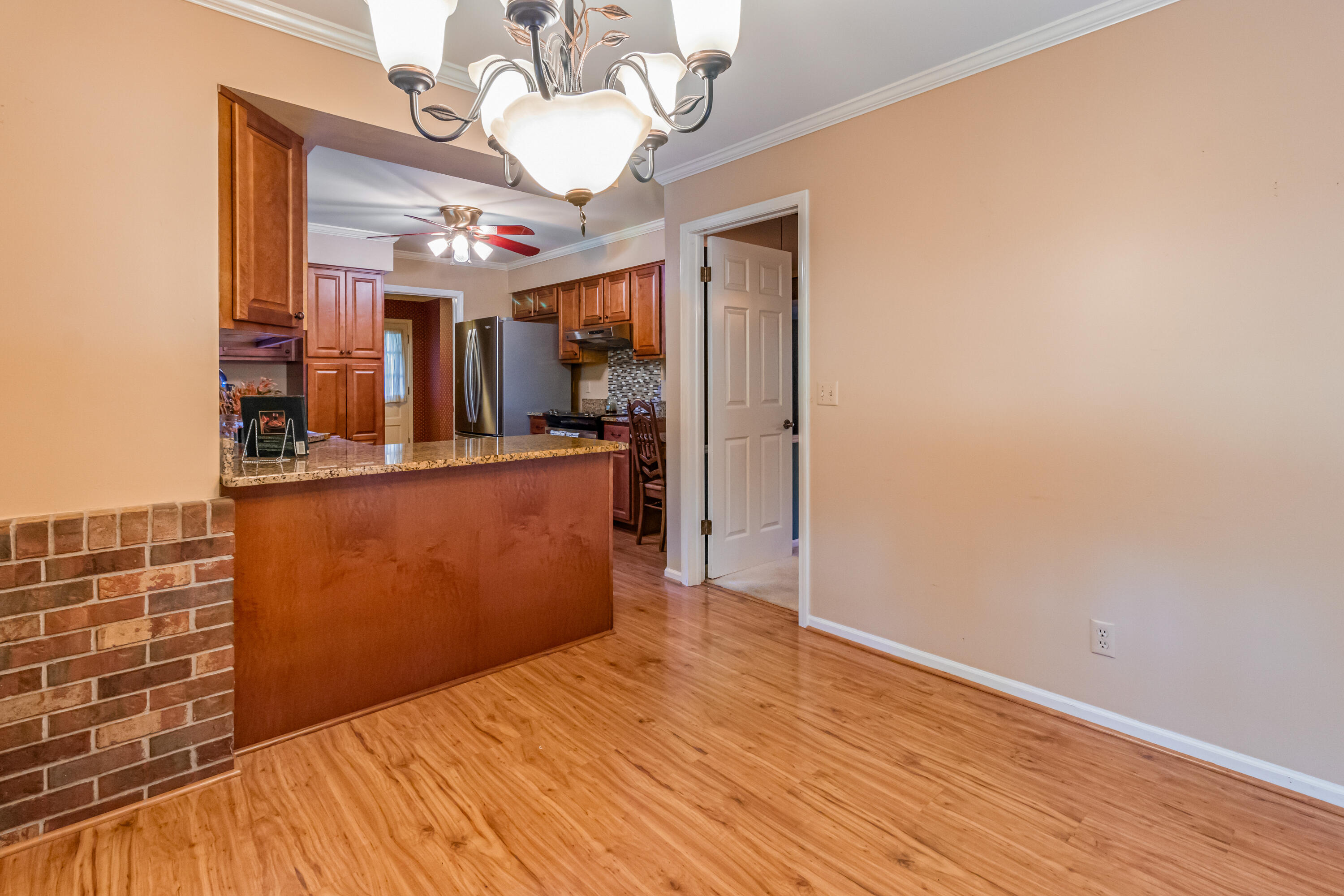2015 Merrimont Drive, Troy, Ohio 45373