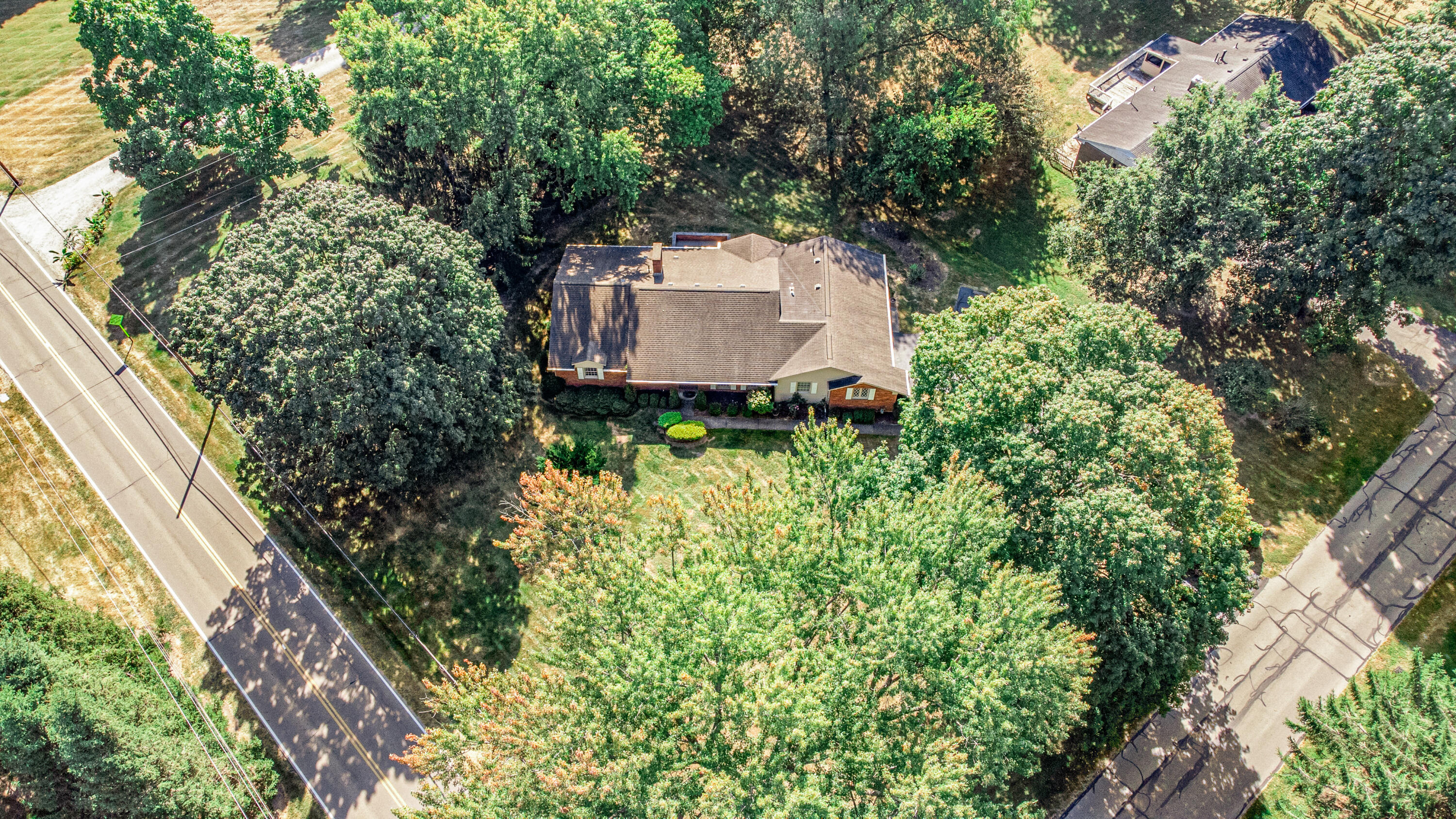 2015 Merrimont Drive, Troy, Ohio 45373