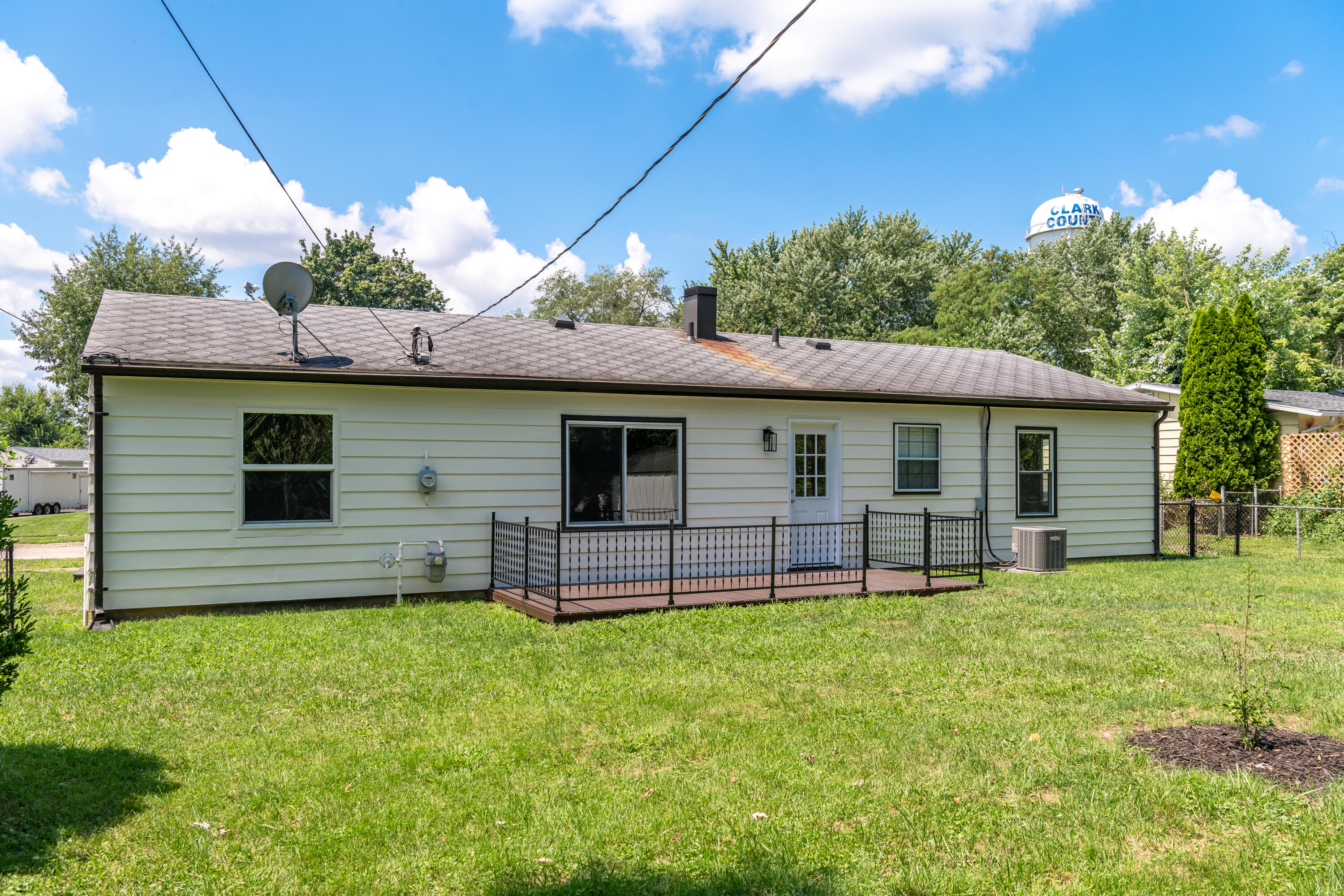 842 Edgewick Road, New Carlisle, Ohio 45344