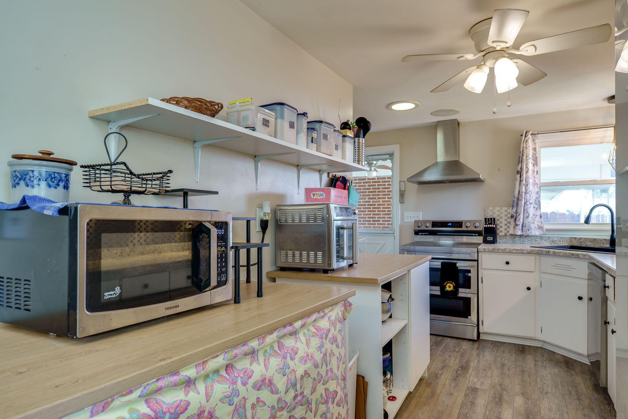 2541 Derr Road, Springfield, Ohio 45503