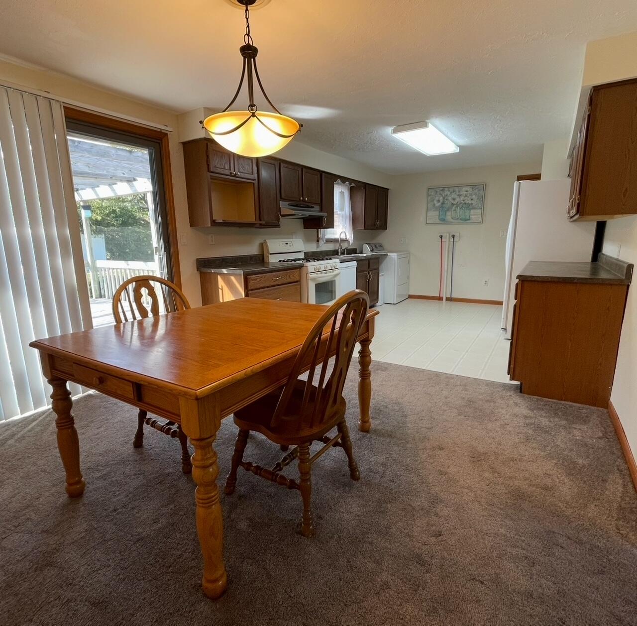 2683 Home Orchard Drive, Springfield, Ohio 45503