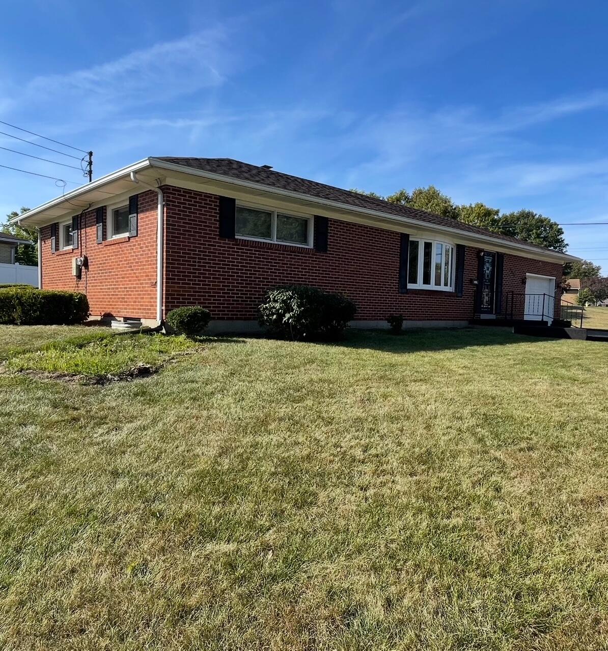 2683 Home Orchard Drive, Springfield, Ohio 45503