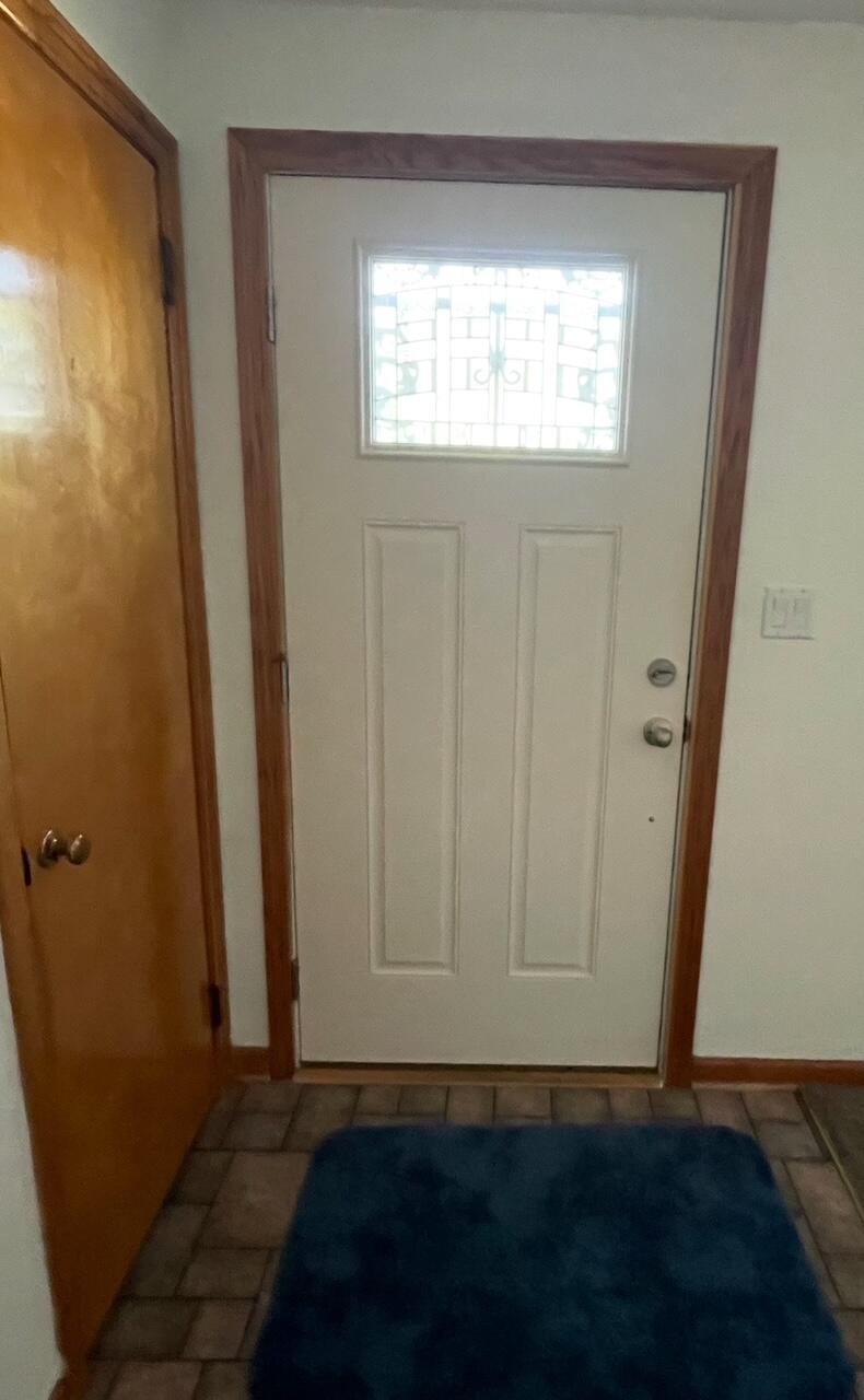 2683 Home Orchard Drive, Springfield, Ohio 45503